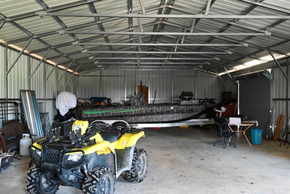 684 Old Waters Highway Property Photo 9