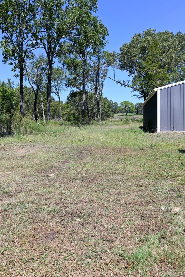 684 Old Waters Highway Property Photo 11