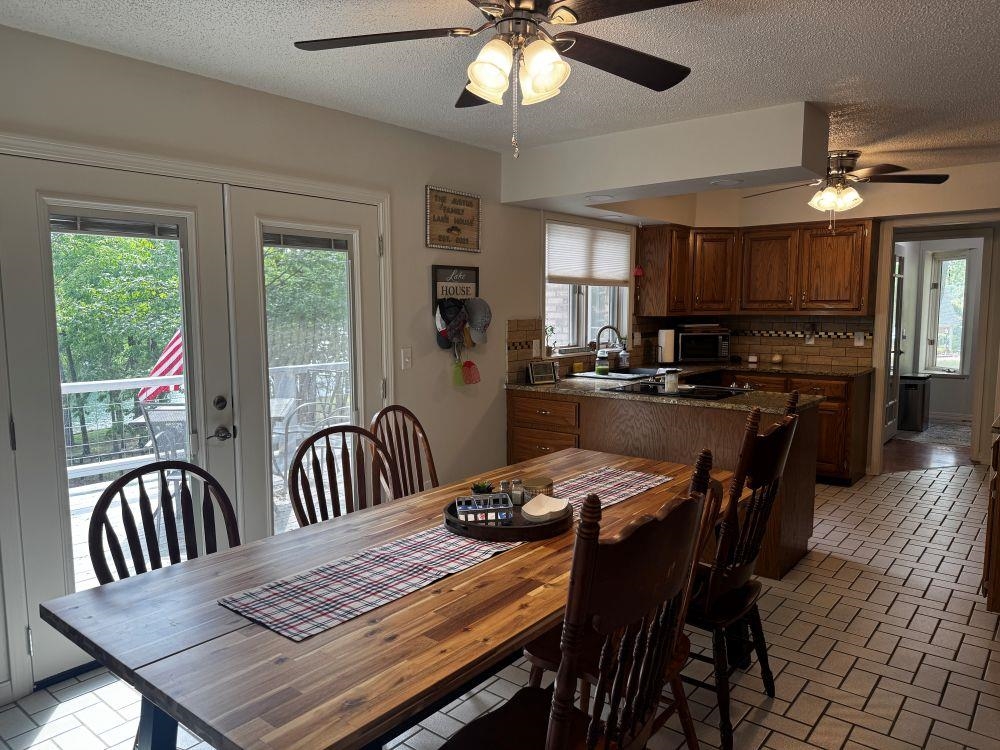 14 Winnebago Drive Property Photo 6