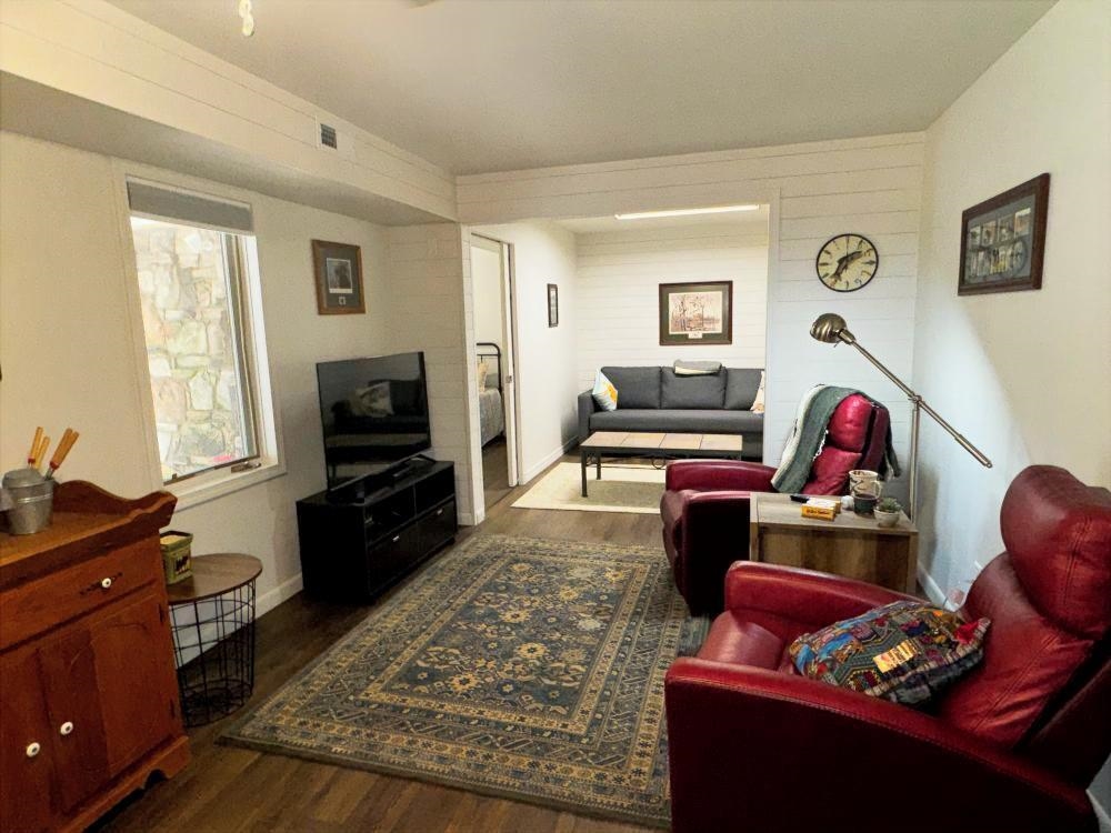 14 Winnebago Drive Property Photo 22