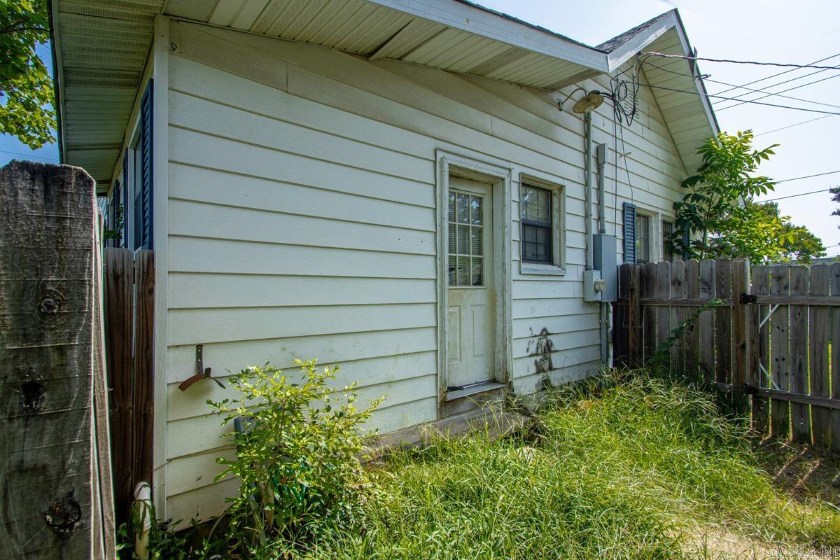 1200 W South Street Property Photo 16