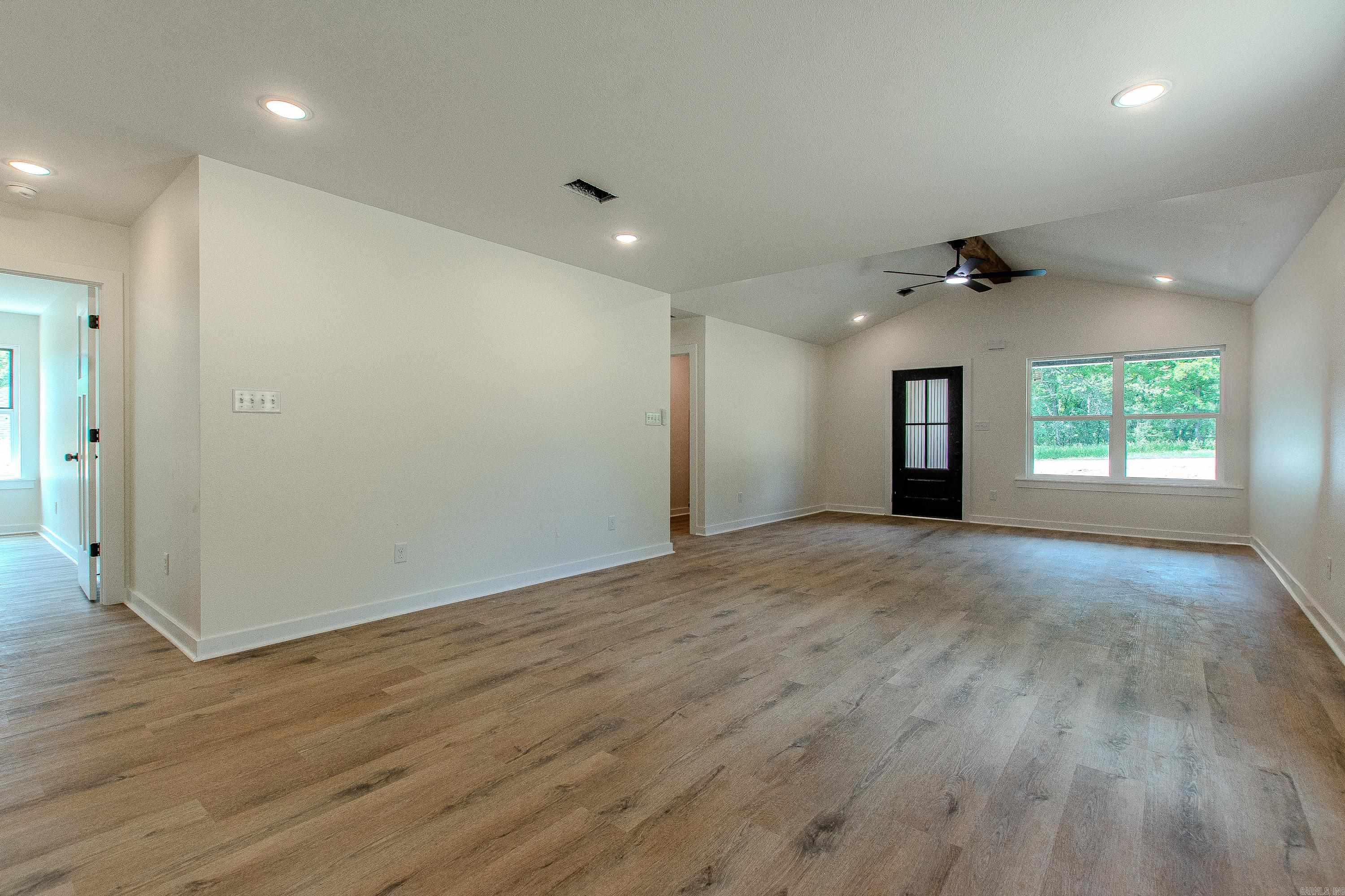 430 Main Street Property Photo 12