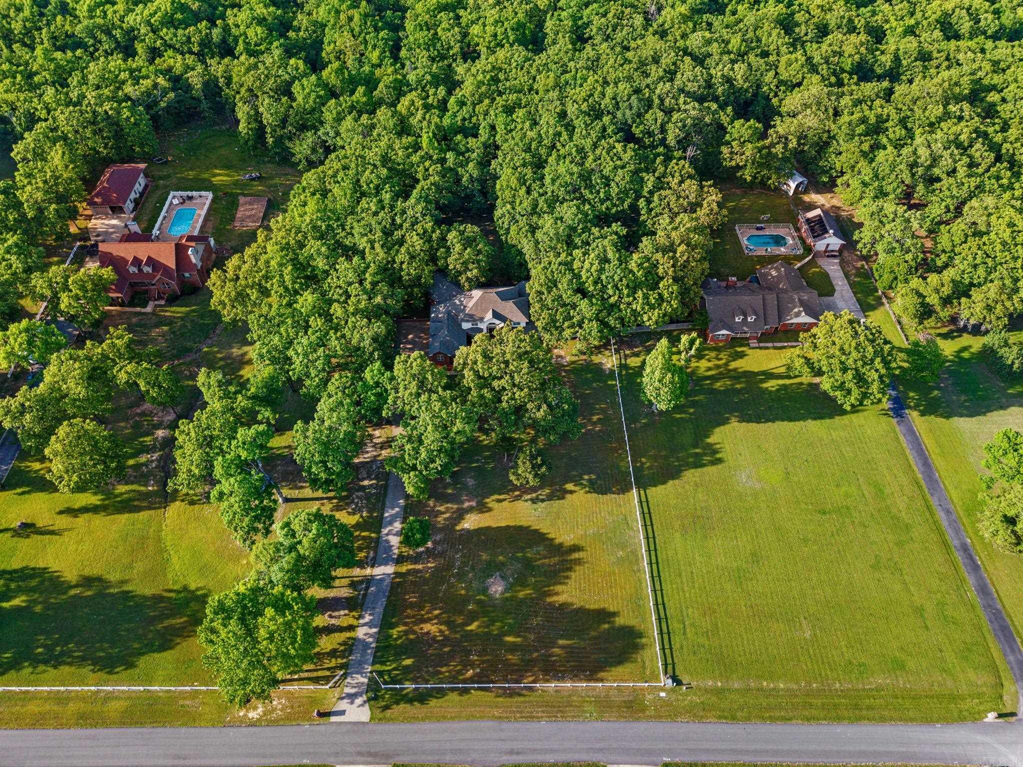 226 Edgewood Drive Property Photo 4