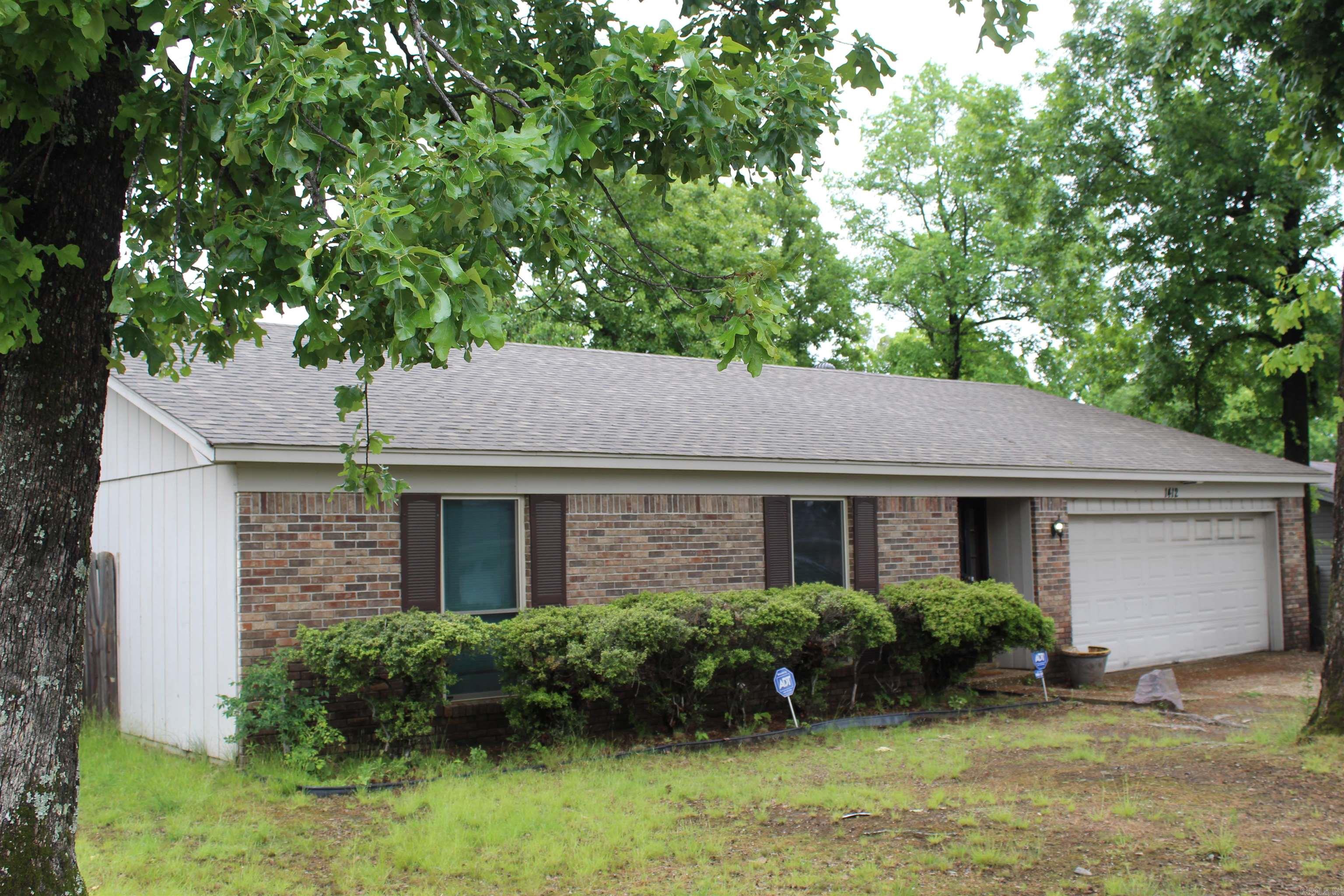 1412 Green Mountain Dr Drive Property Photo 1