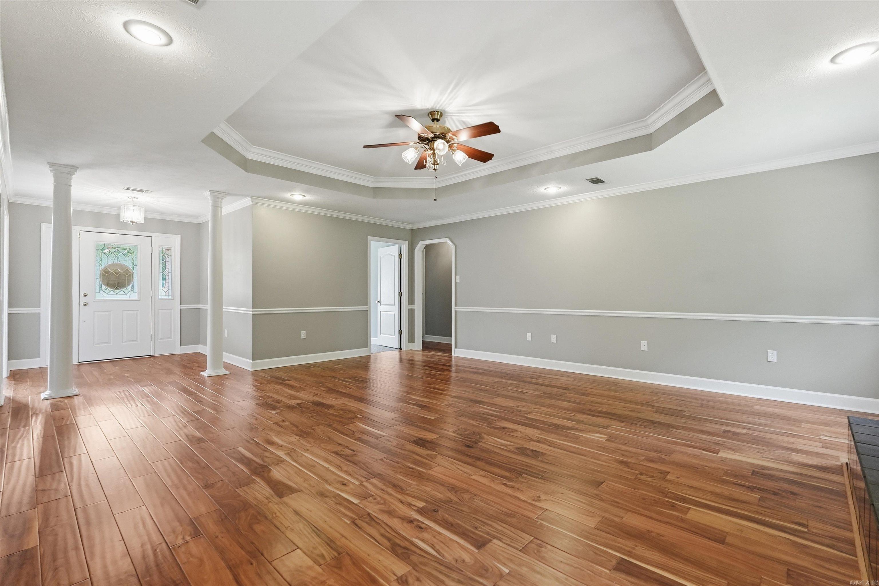 8 Scenic Point Property Photo 9