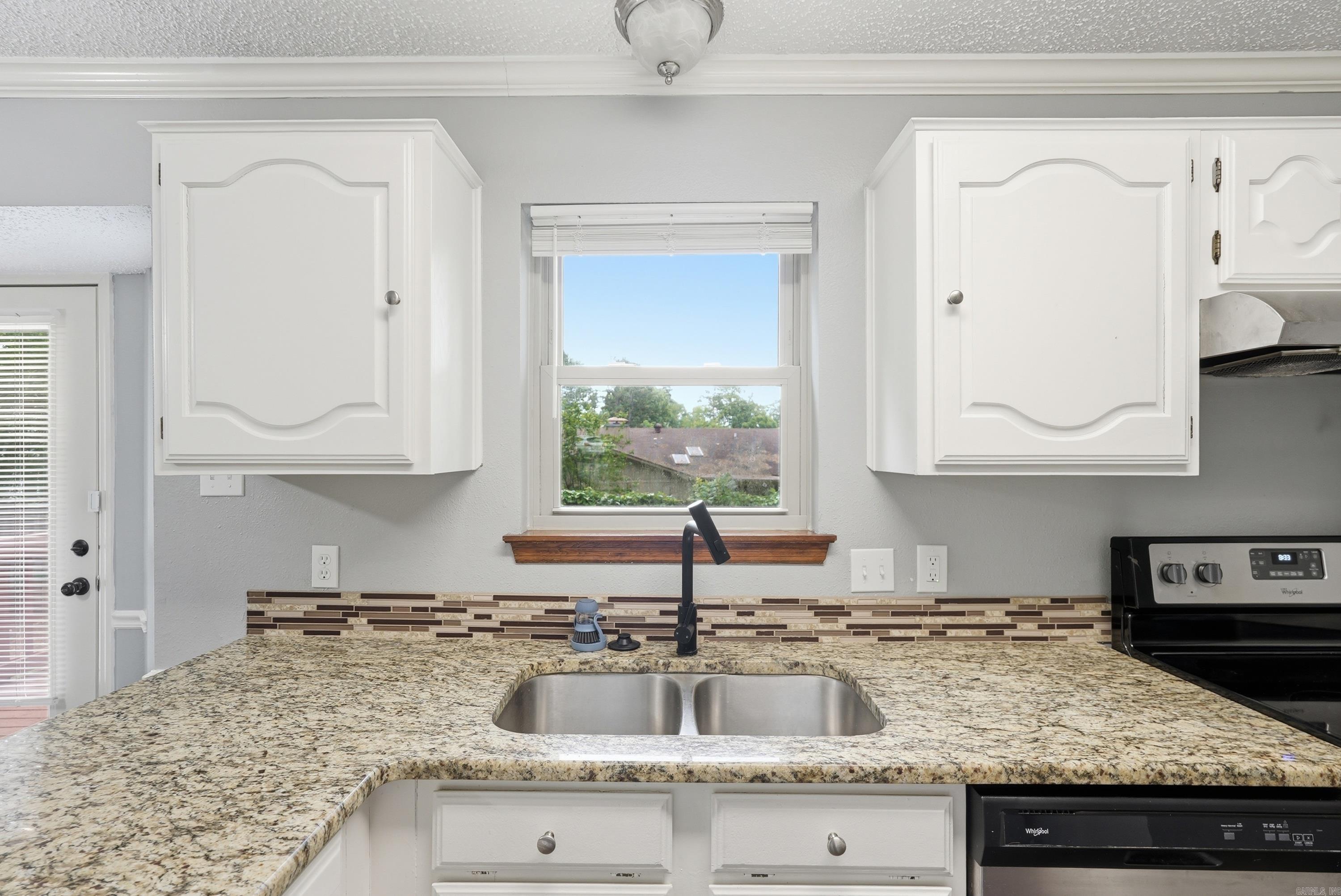 7 Evert Court Property Photo 15