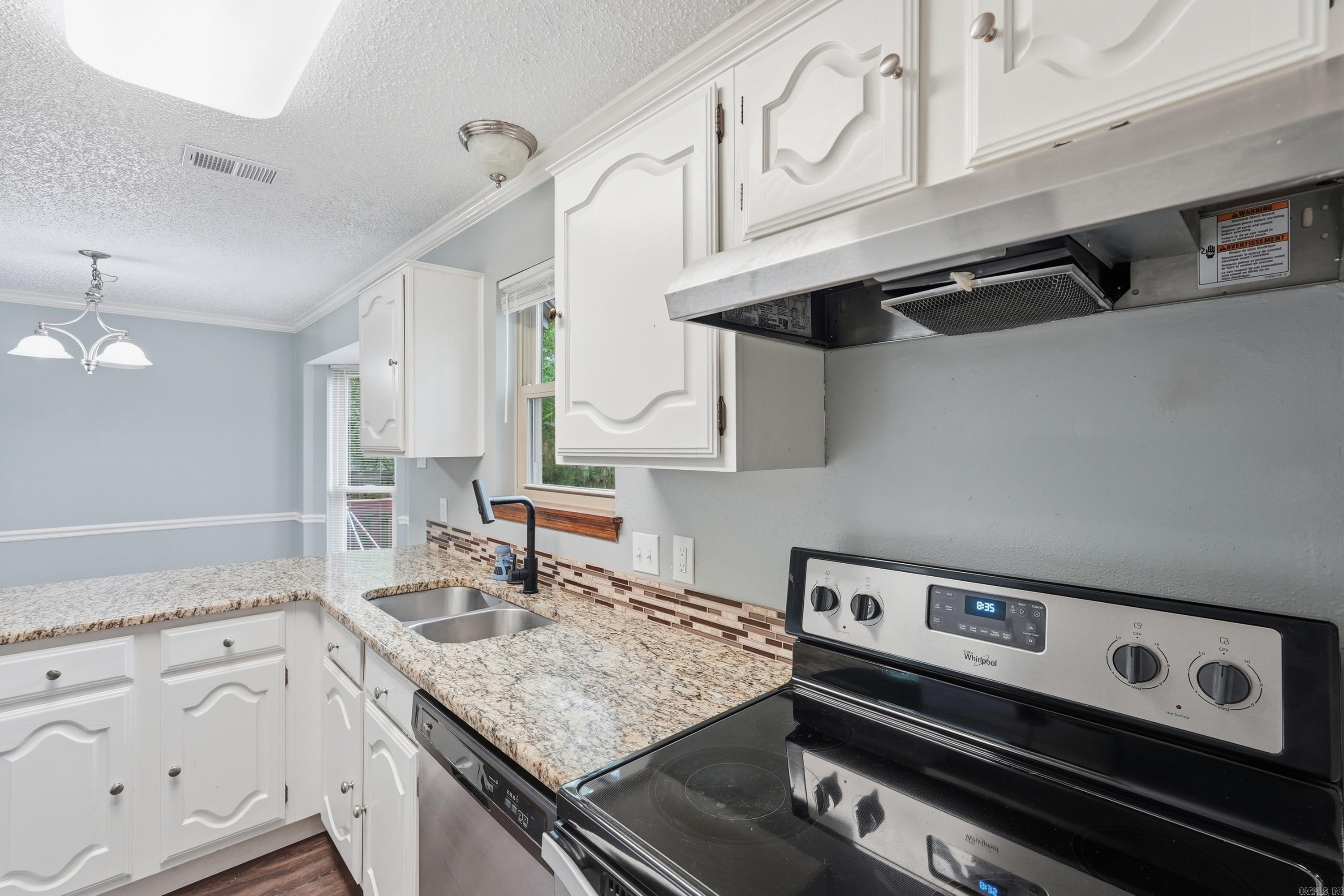 7 Evert Court Property Photo 16