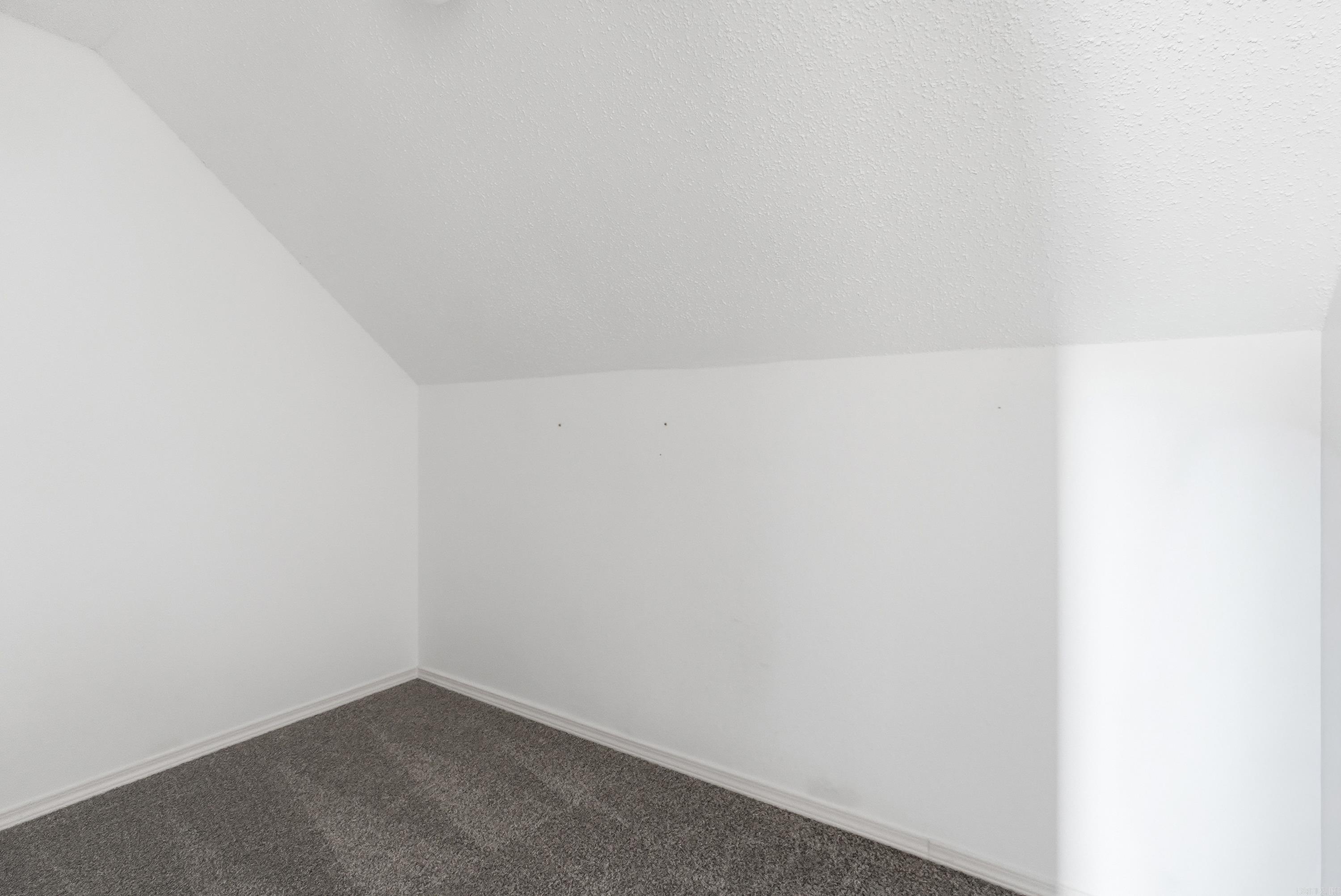 7 Evert Court Property Photo 26