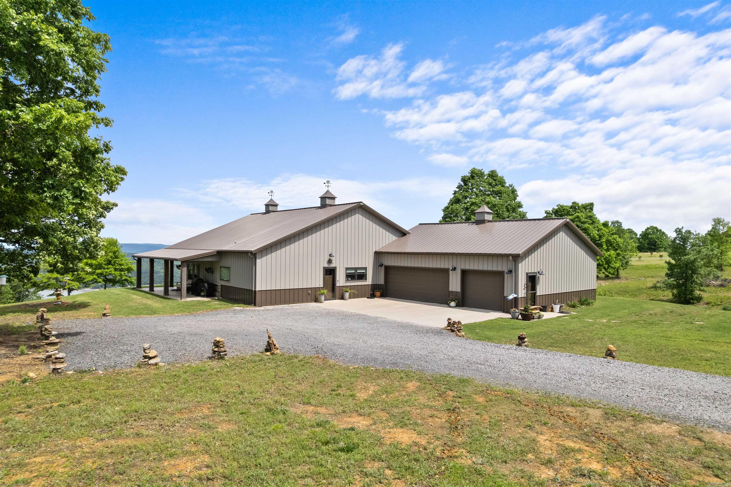 306 Rocky Point Circle Property Photo 1