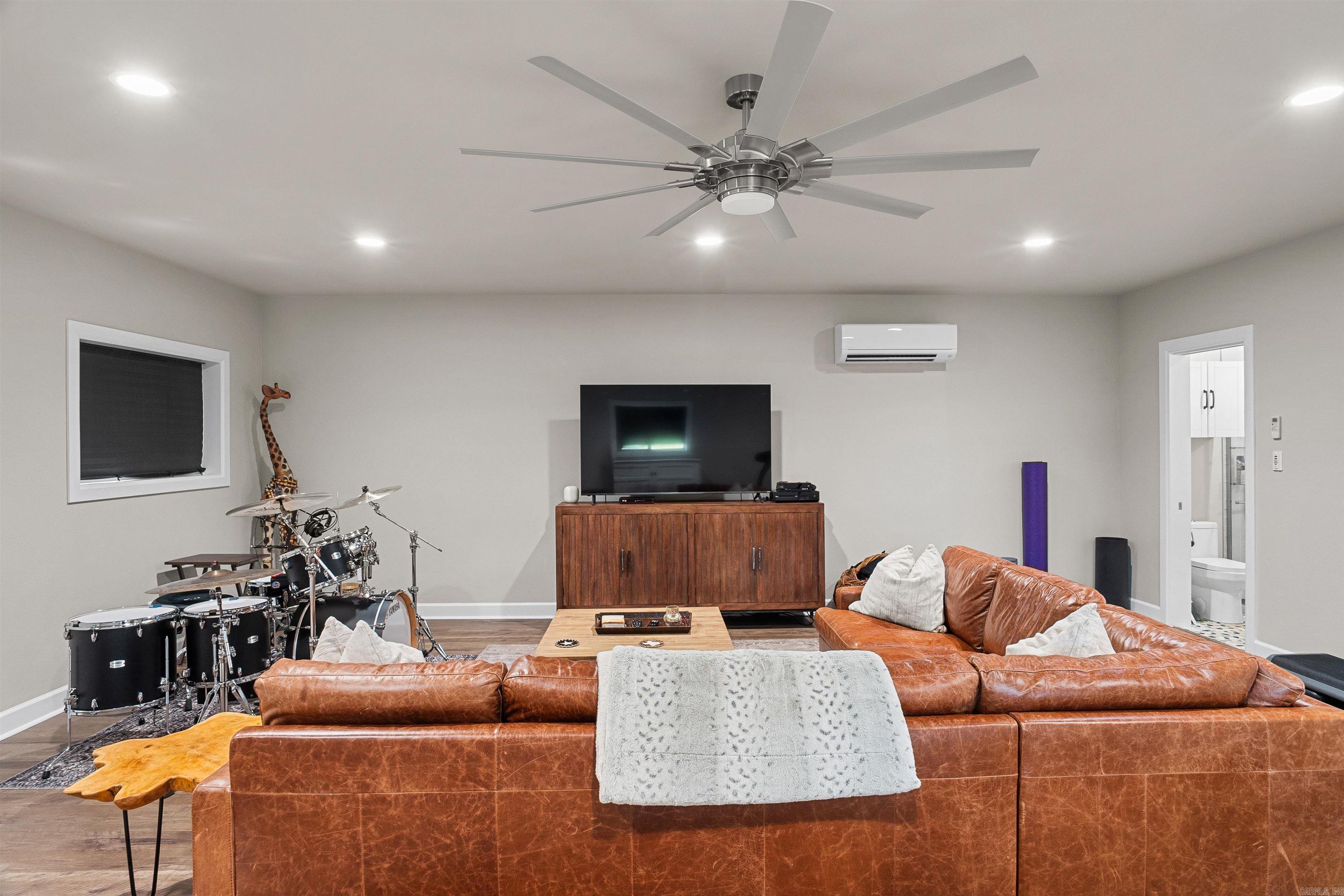 306 Rocky Point Circle Property Photo 37