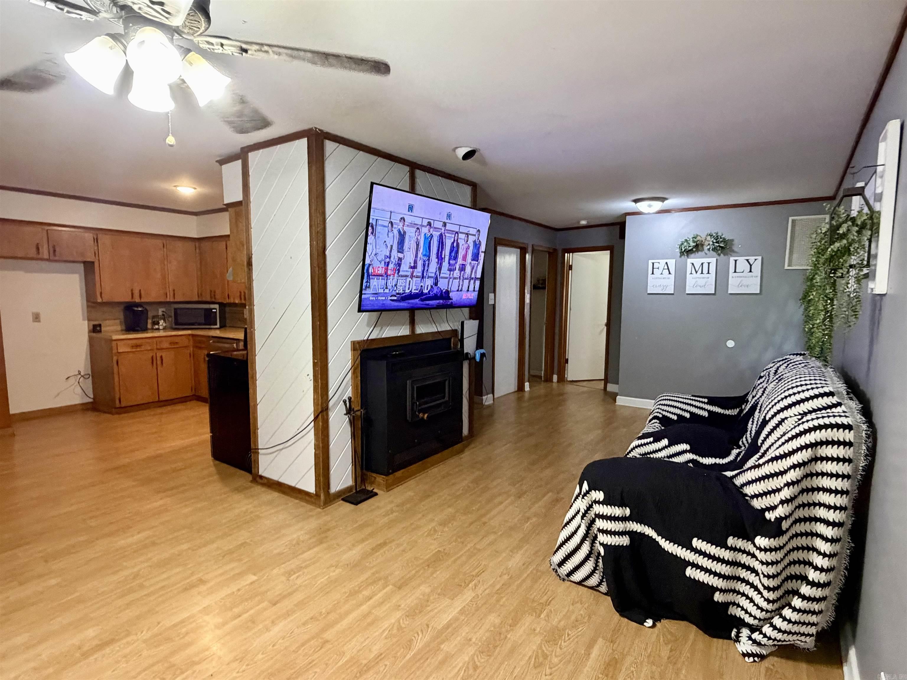 2215 Gwin Lane Property Photo 12