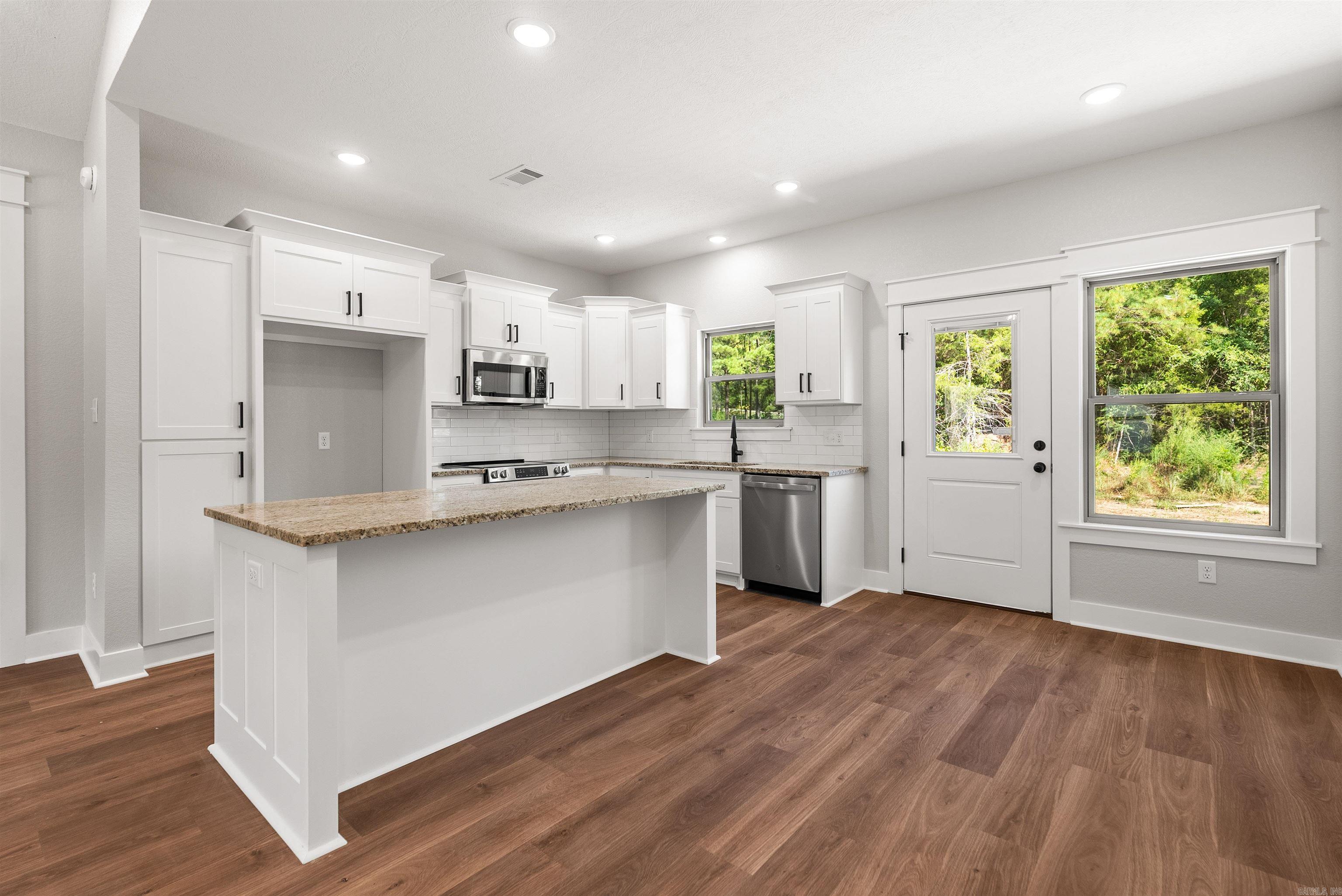 70 Turkey Roost Drive Property Photo 8