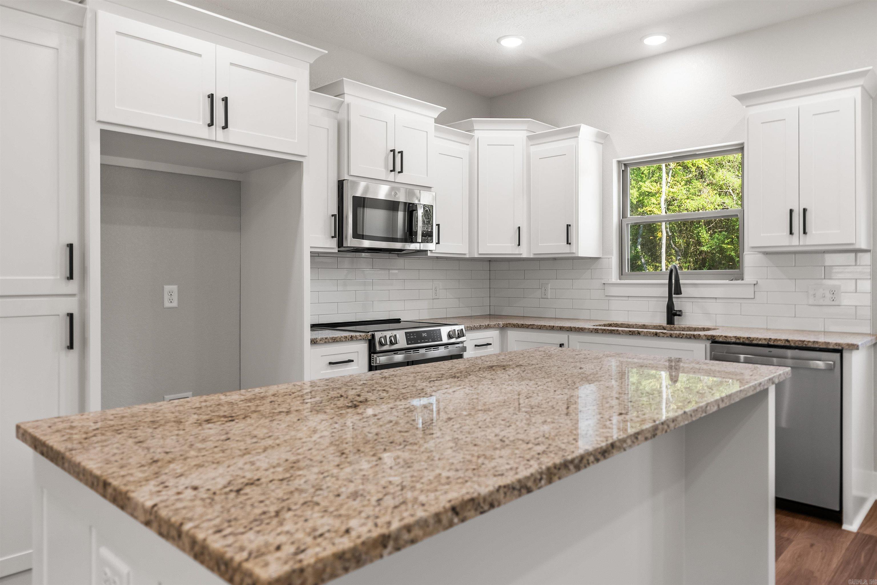 70 Turkey Roost Drive Property Photo 9