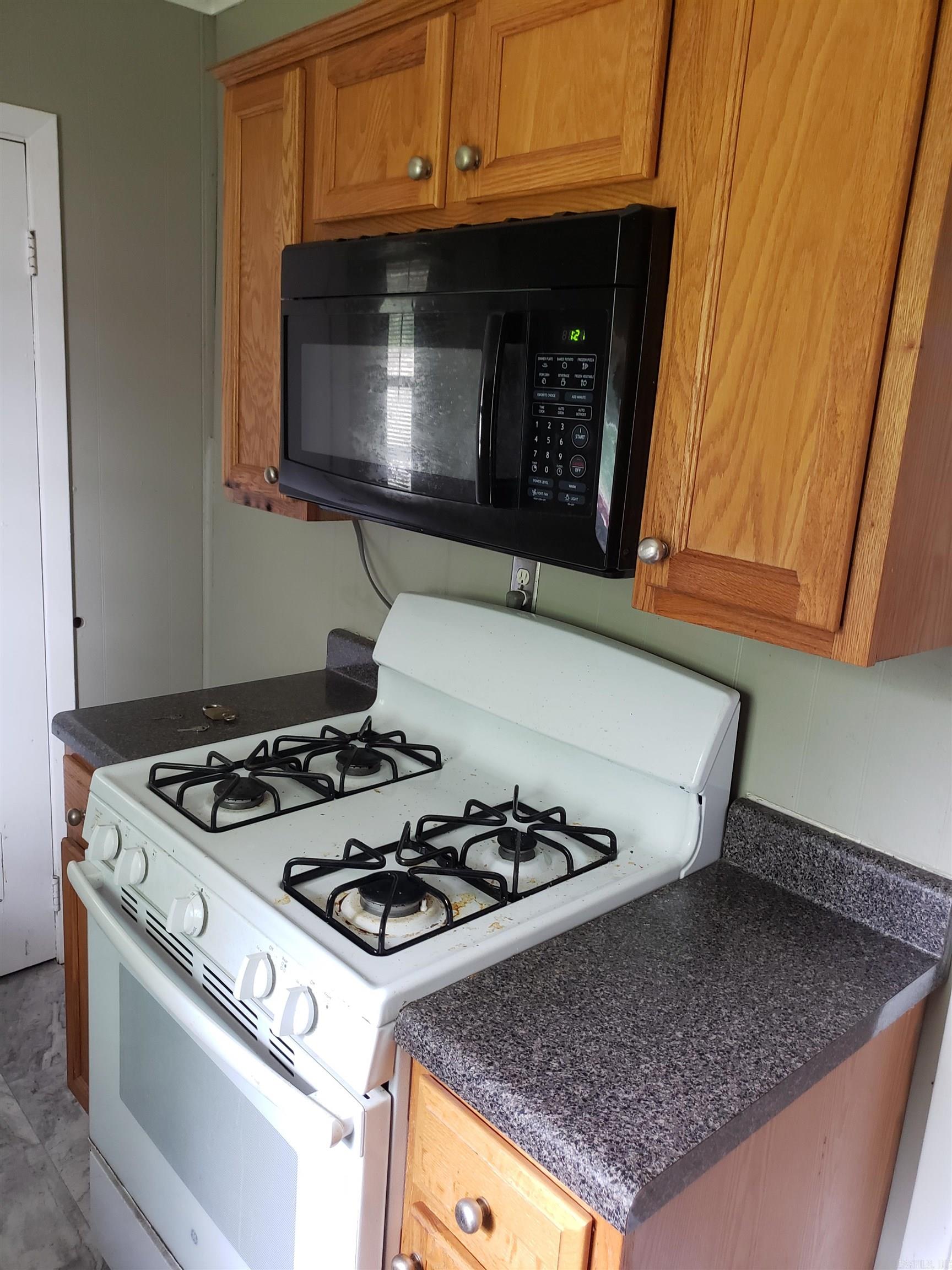 10811 Stagecoach Road Property Photo 14