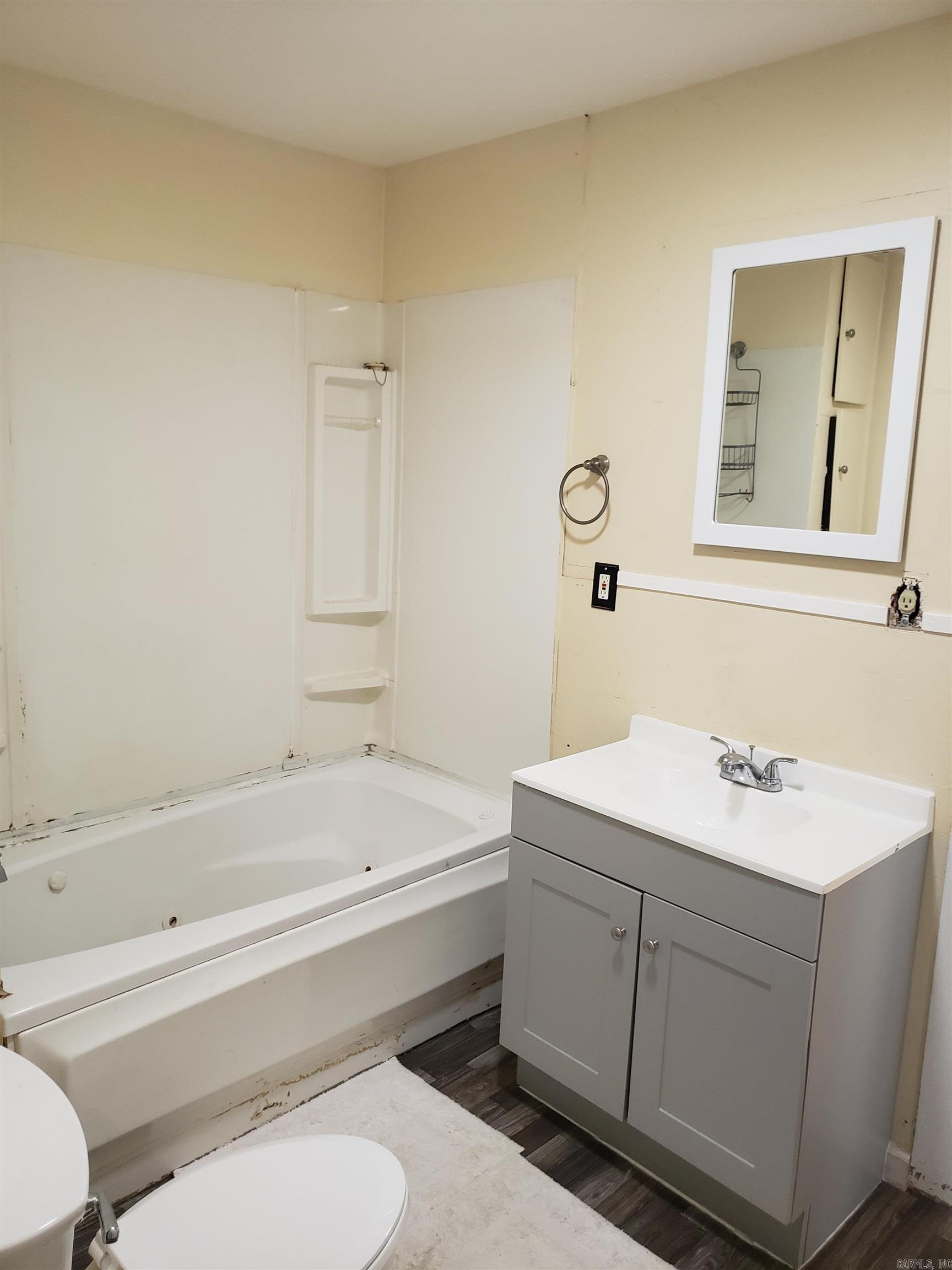 10811 Stagecoach Road Property Photo 24