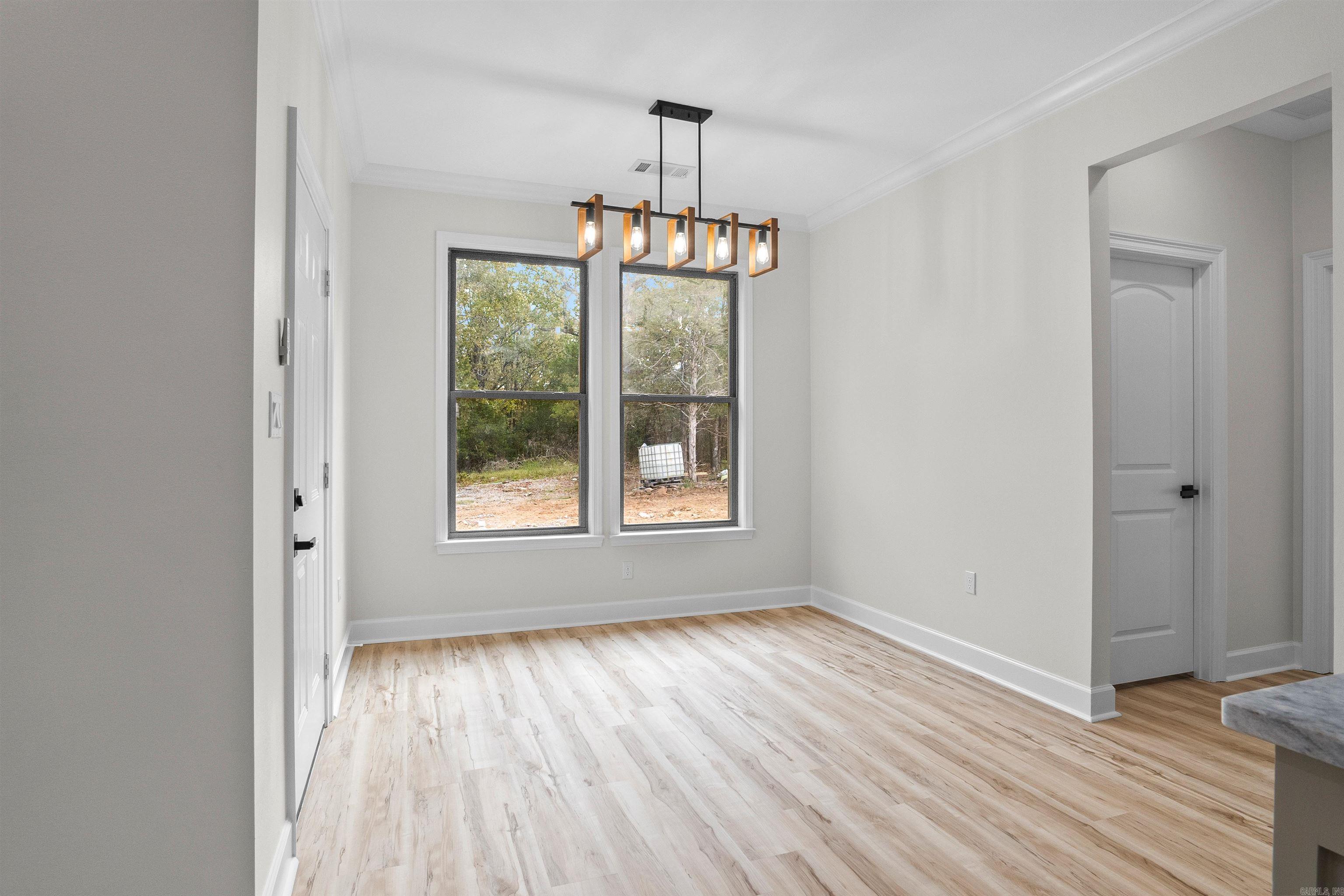 524 Madeleine Circle Property Photo 11