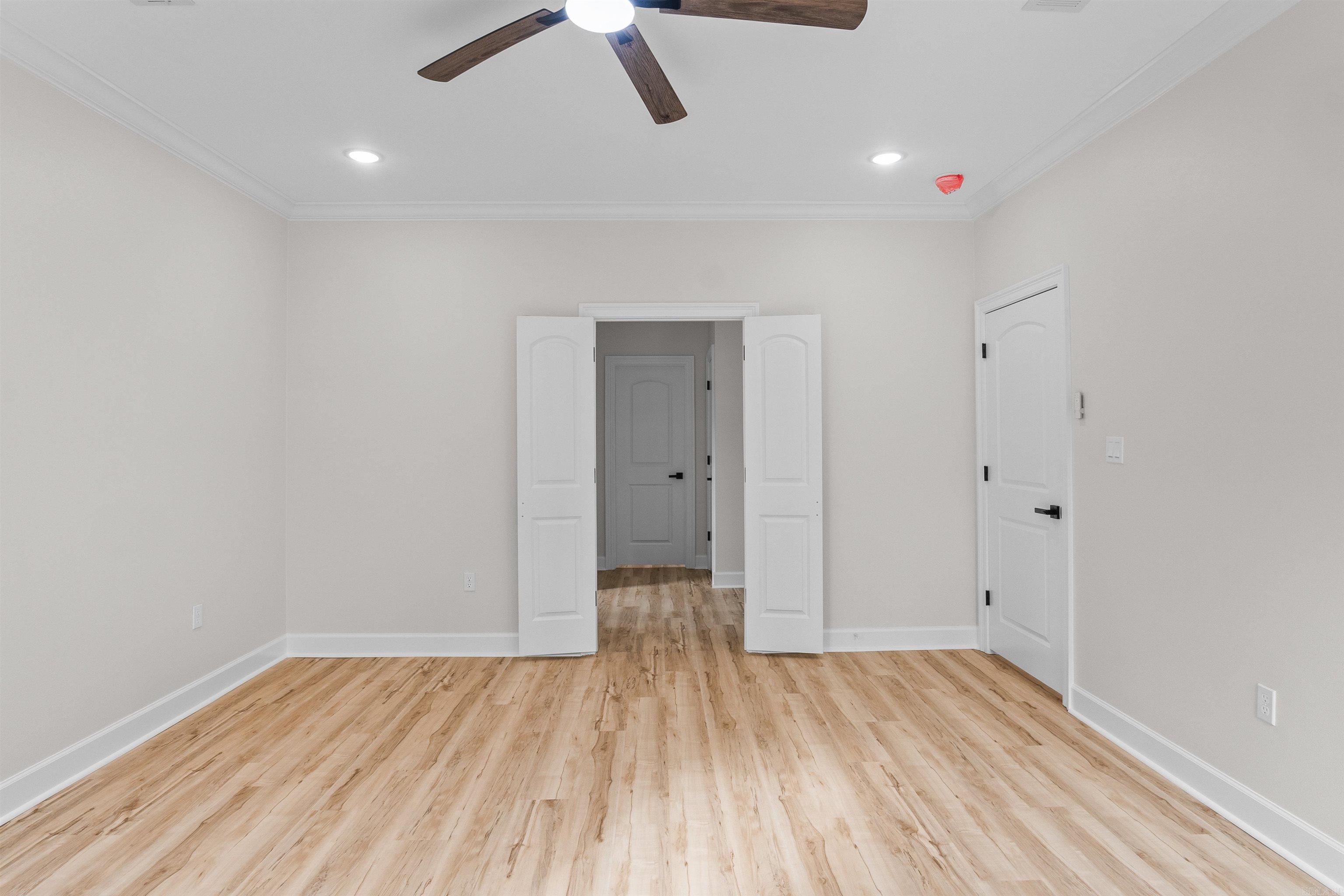 524 Madeleine Circle Property Photo 17