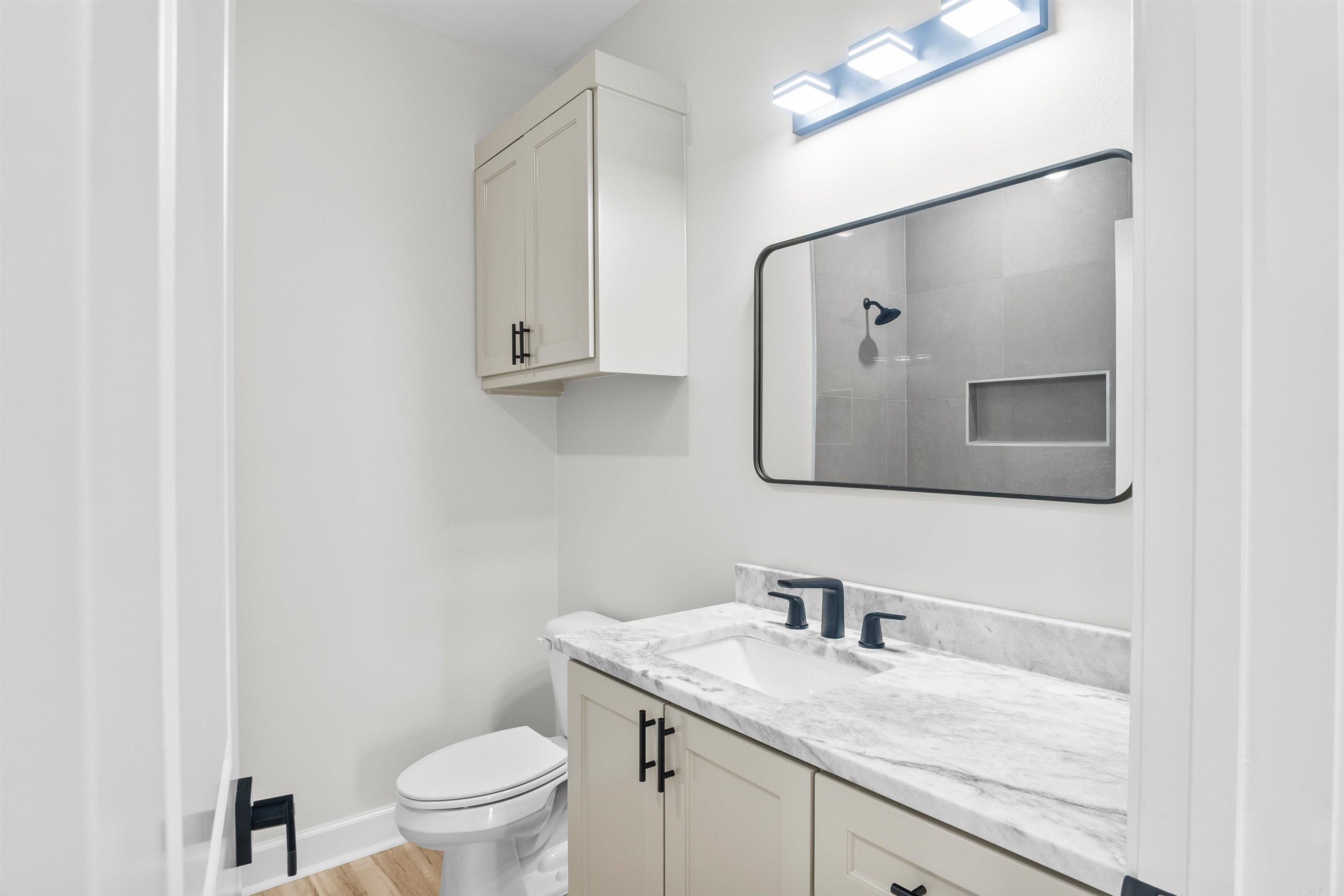 524 Madeleine Circle Property Photo 33