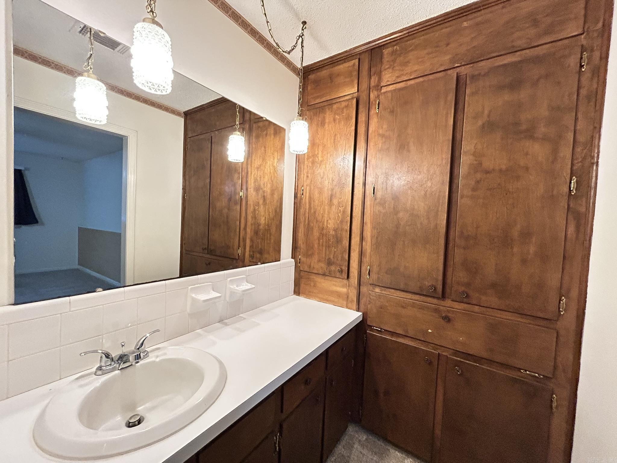 1405 Silver Fox Property Photo 10