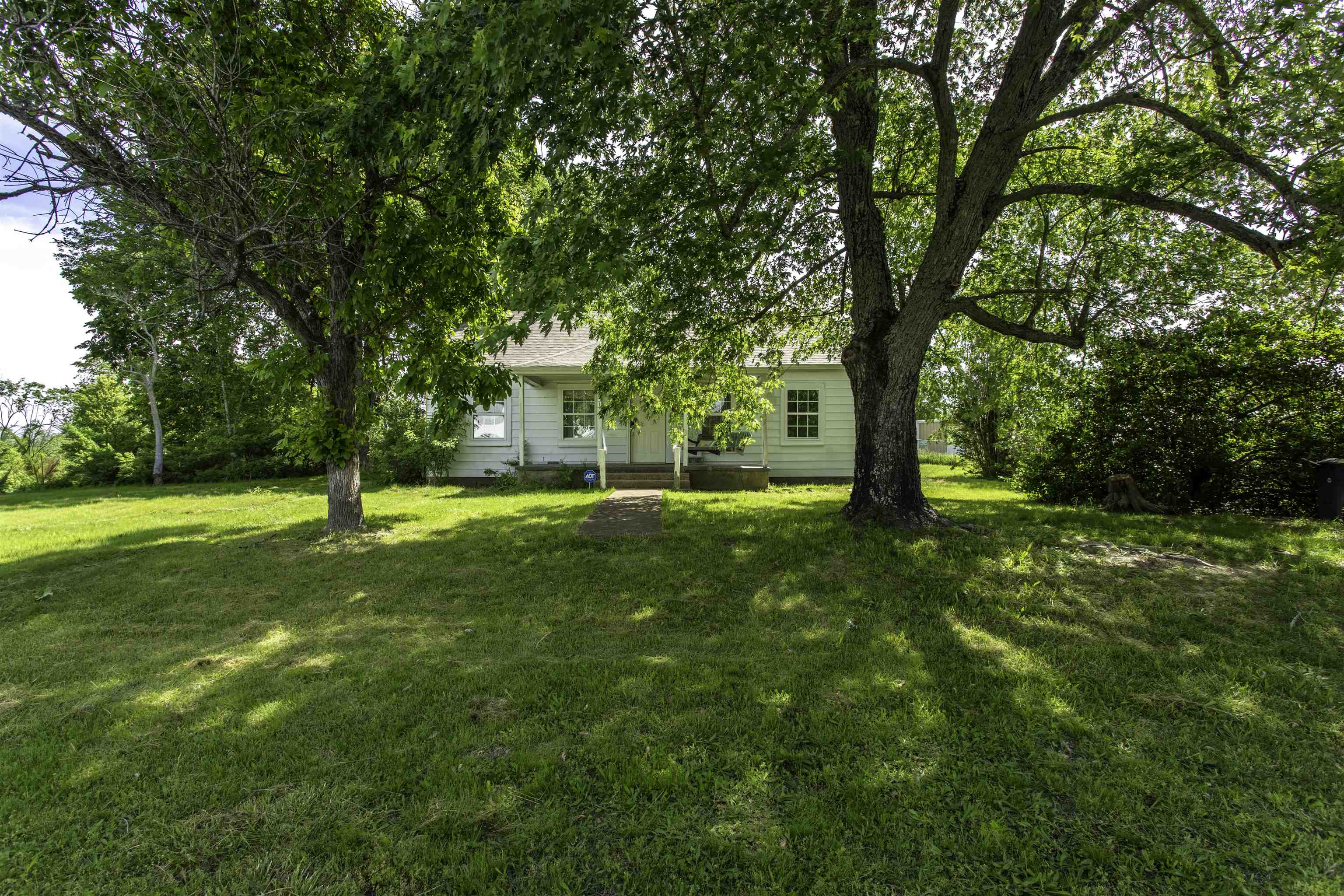 101 2nd Street Property Photo 3