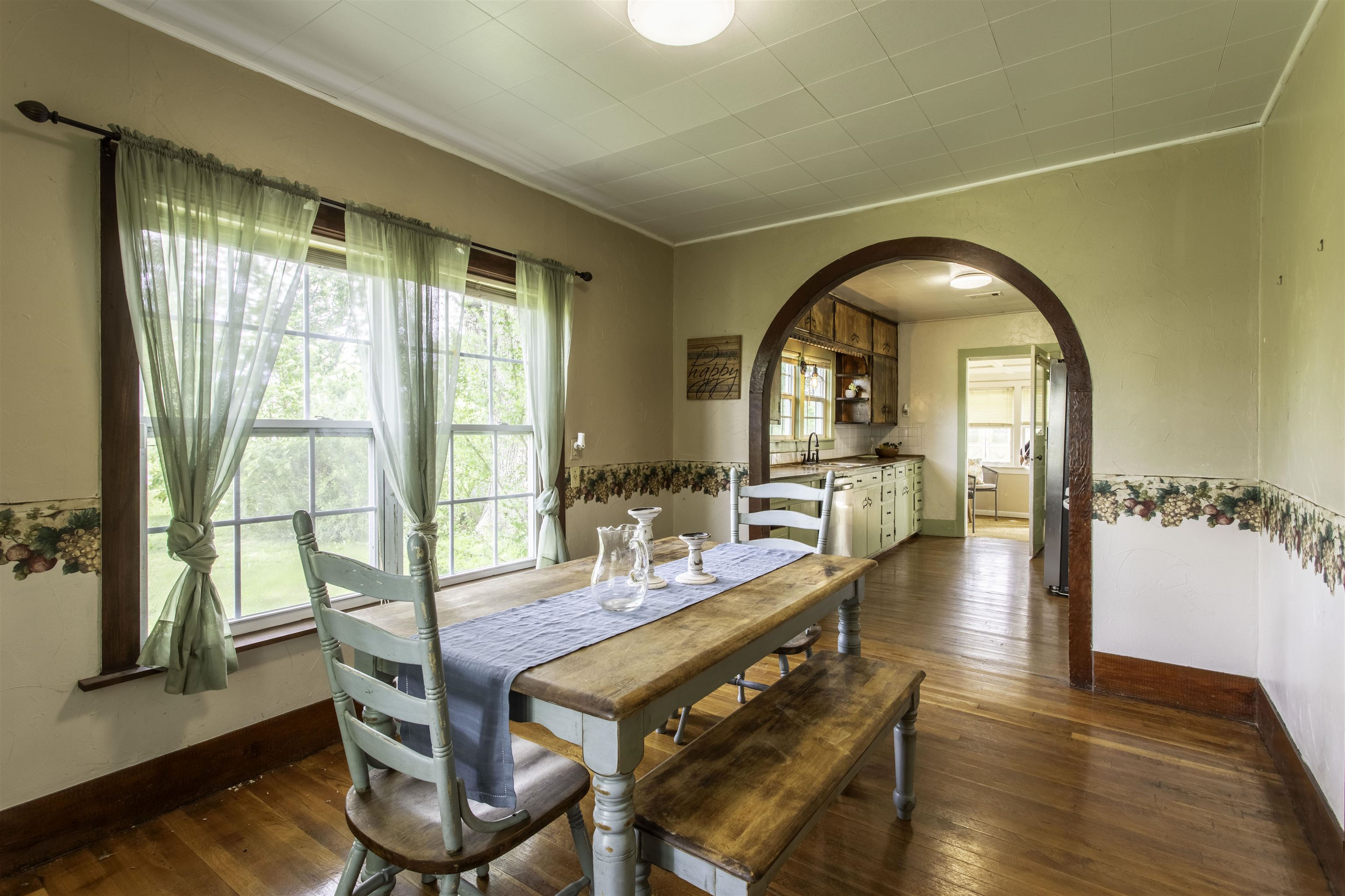 101 2nd Street Property Photo 12
