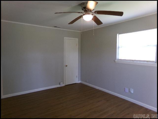 2107 Muldrow Drive Property Photo 4