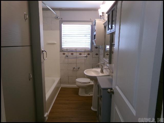 2107 Muldrow Drive Property Photo 12