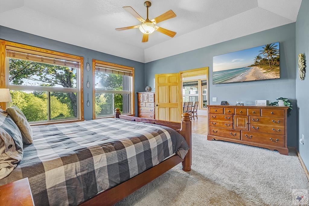 89 Kevins Crossing Property Photo 13