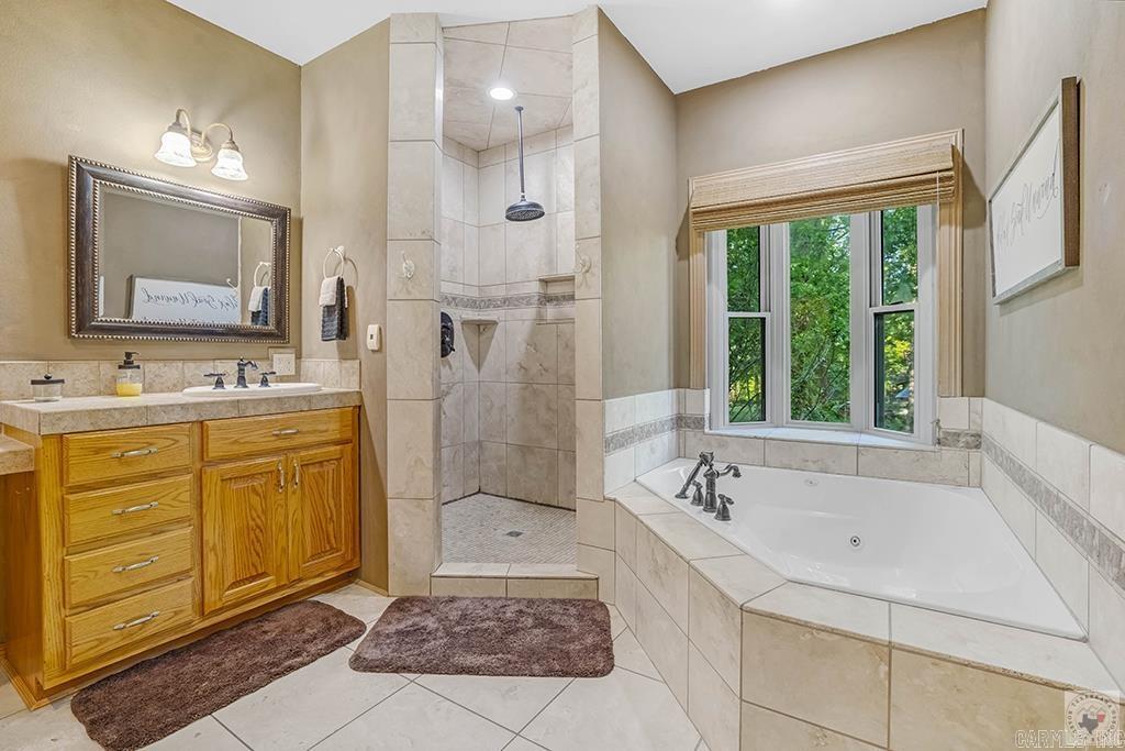 89 Kevins Crossing Property Photo 15