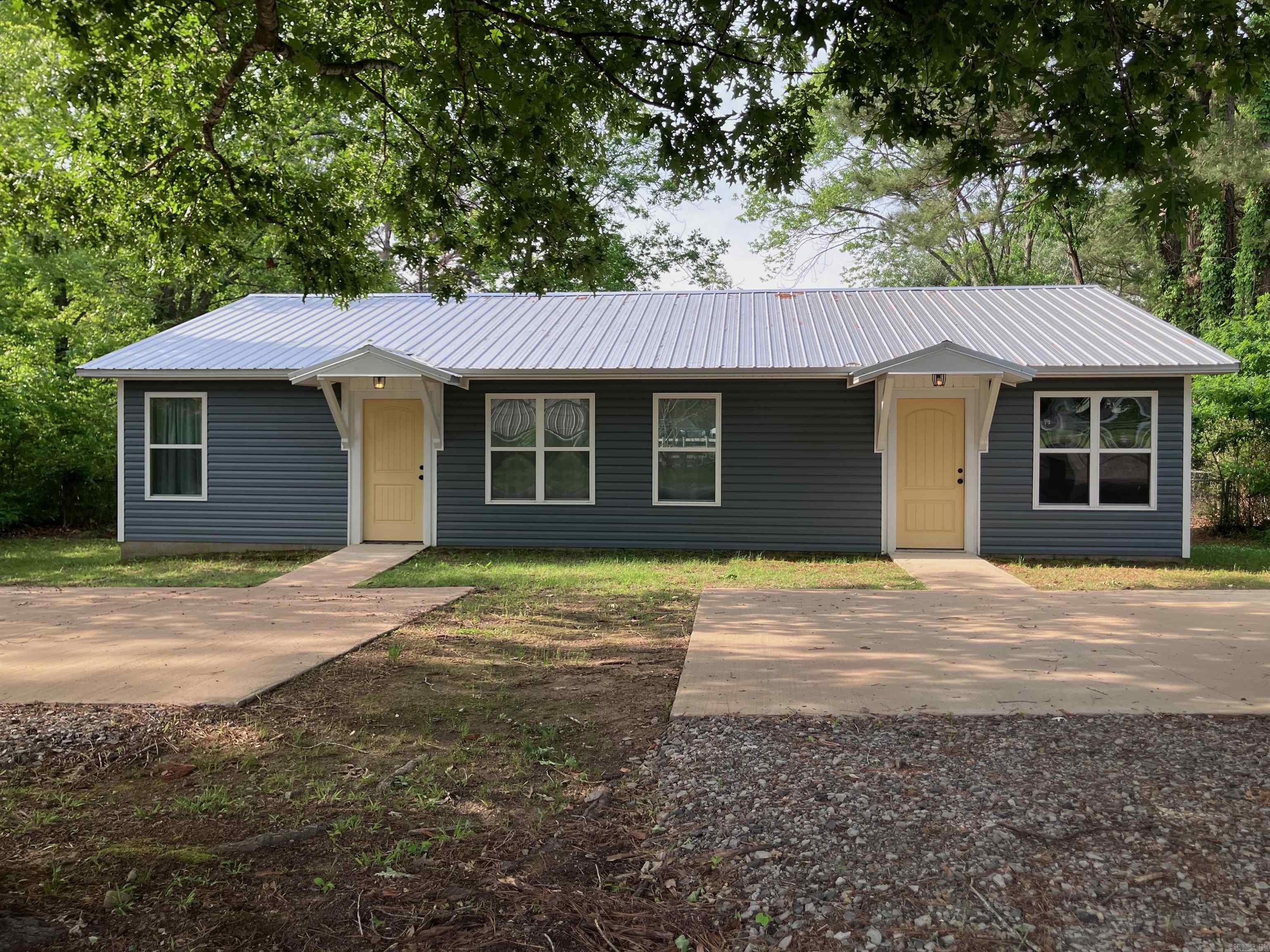 411 Park Street Property Photo 18