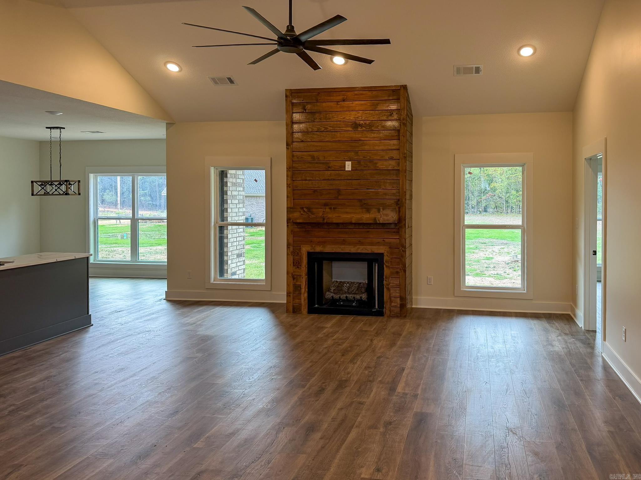 705 Greene 756 Road Property Photo 3