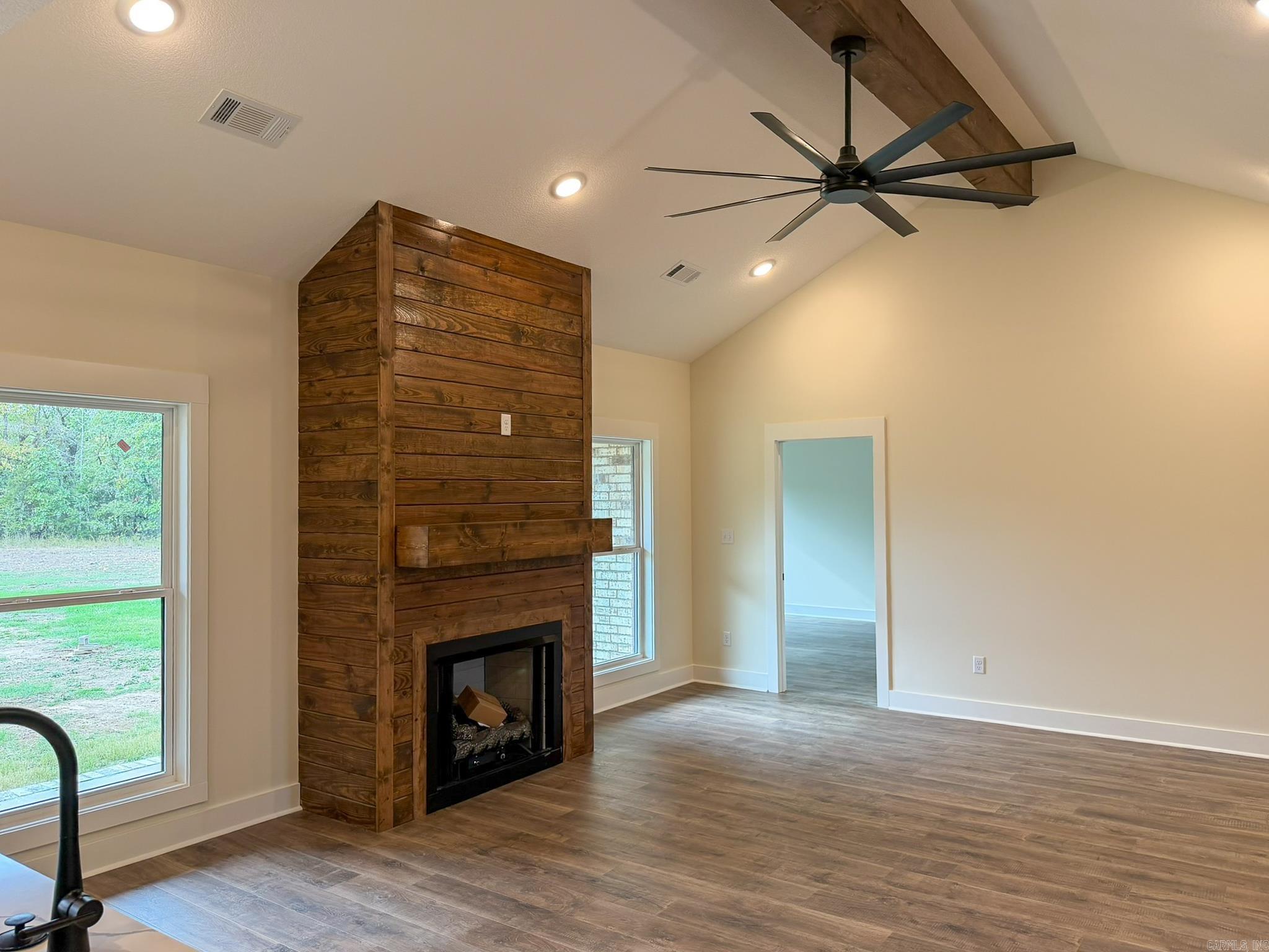 705 Greene 756 Road Property Photo 4