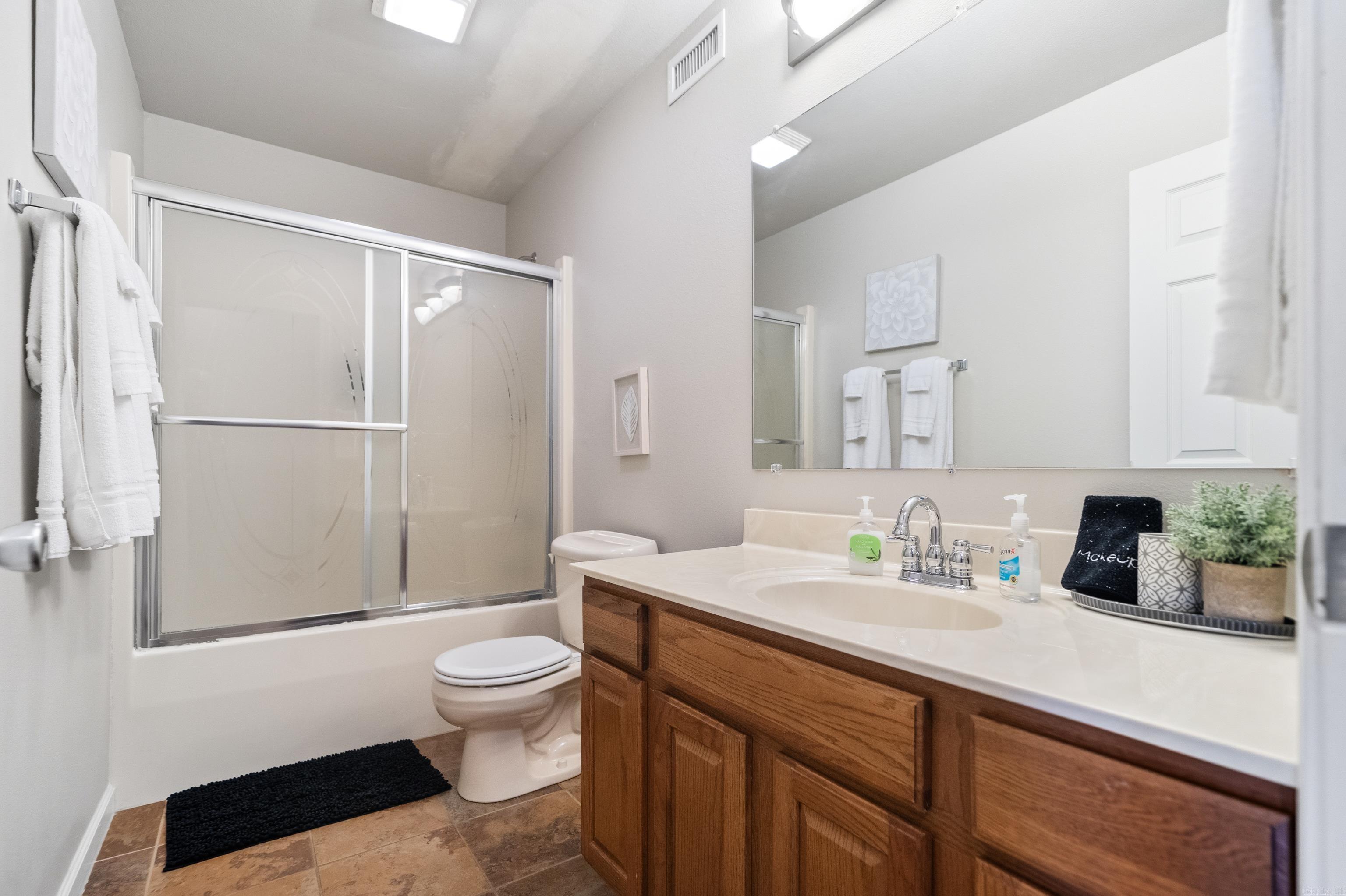 126 E Villena Drive Property Photo 15
