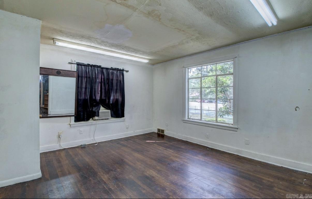 1921 Wright Avenue Property Photo 11
