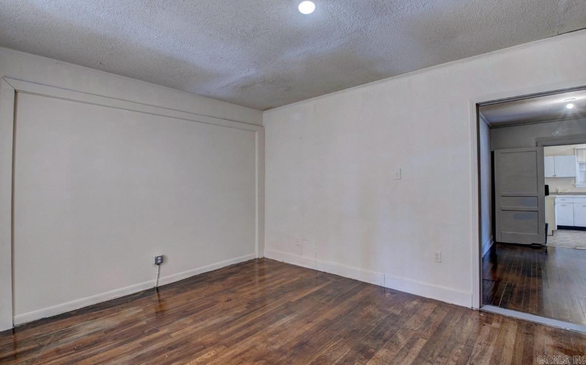 1921 Wright Avenue Property Photo 48