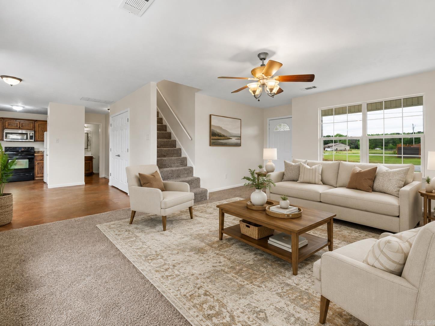 100 Tamarack Property Photo 3