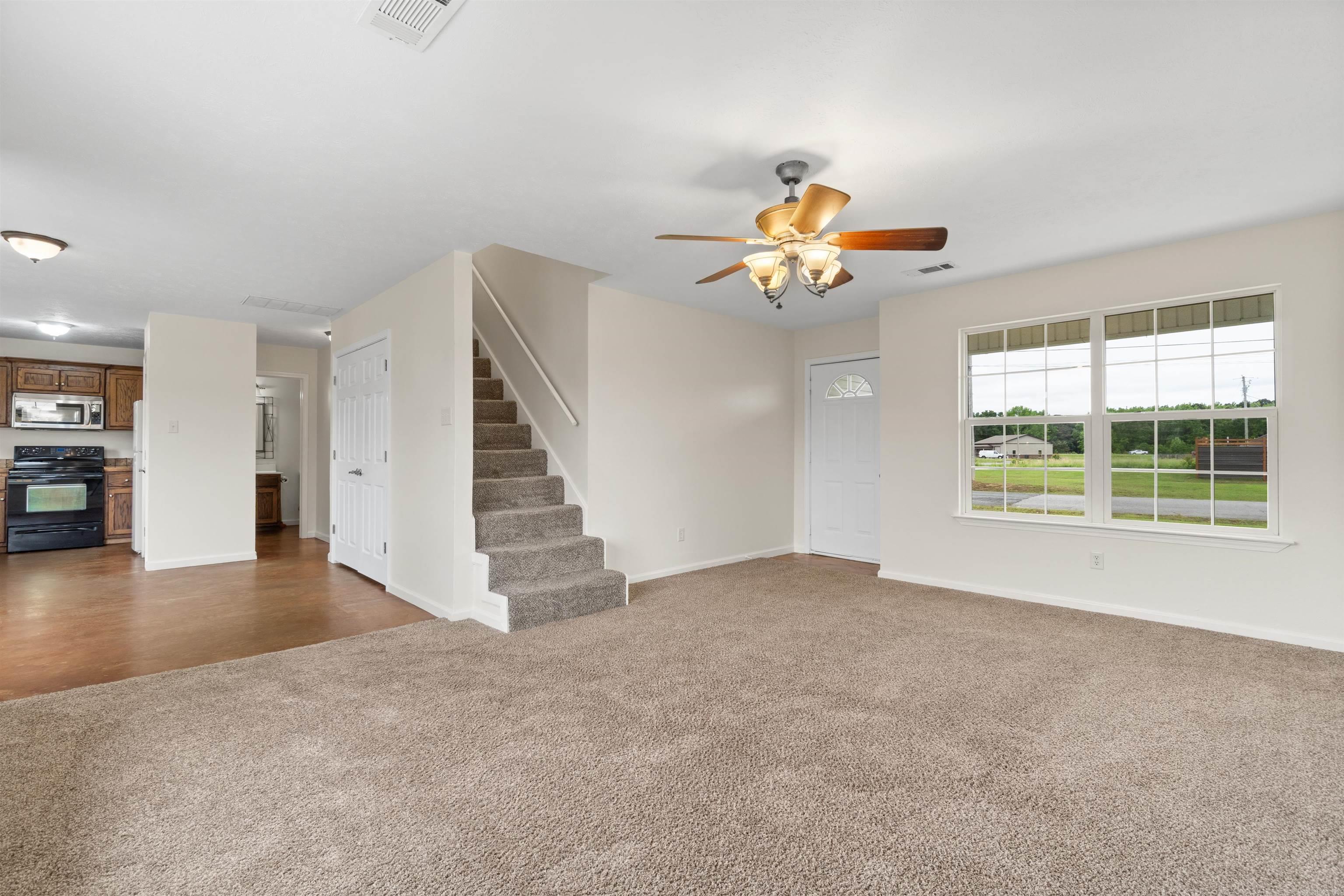 100 Tamarack Property Photo 4