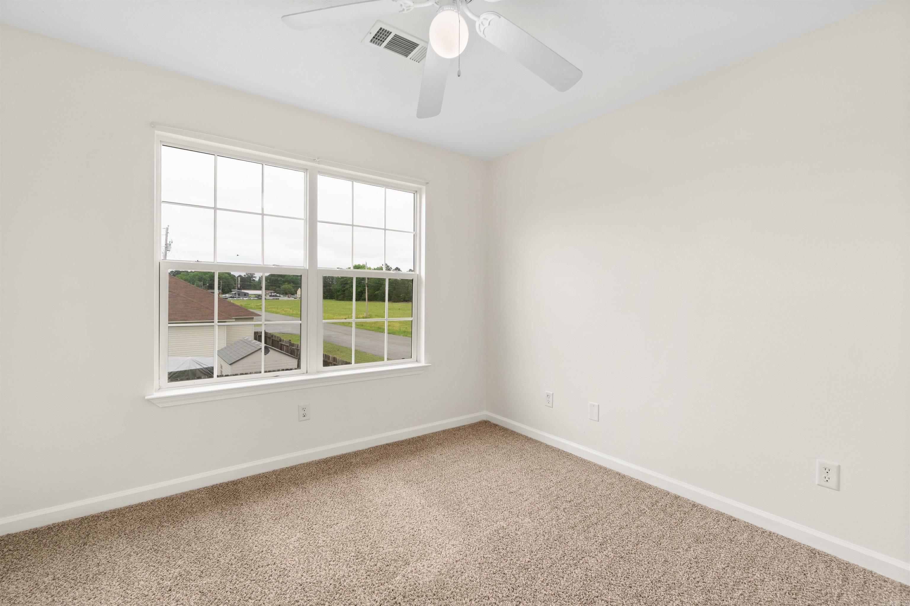 100 Tamarack Property Photo 19