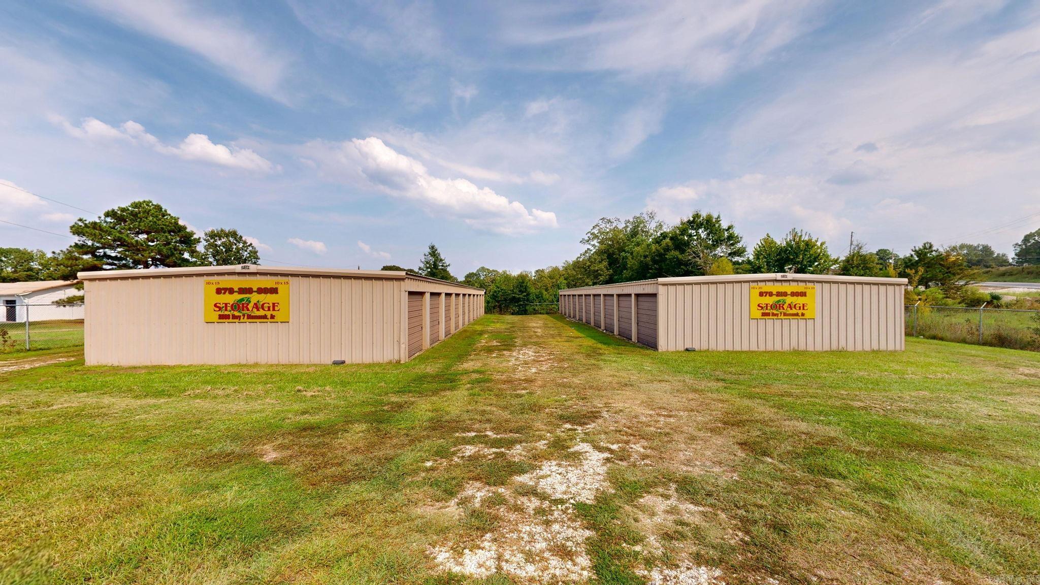 2570 Highway 7 Property Photo 1