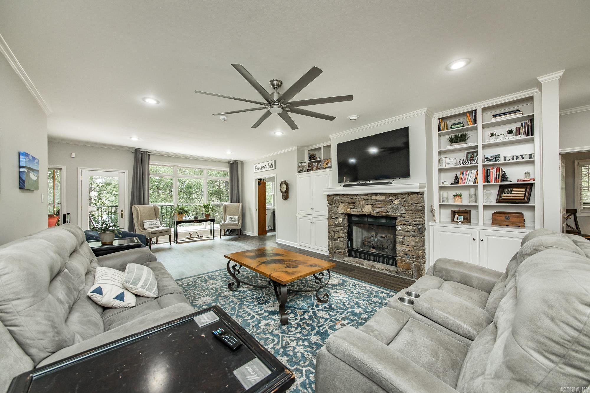 375 Lake Shore Drive Property Photo 8