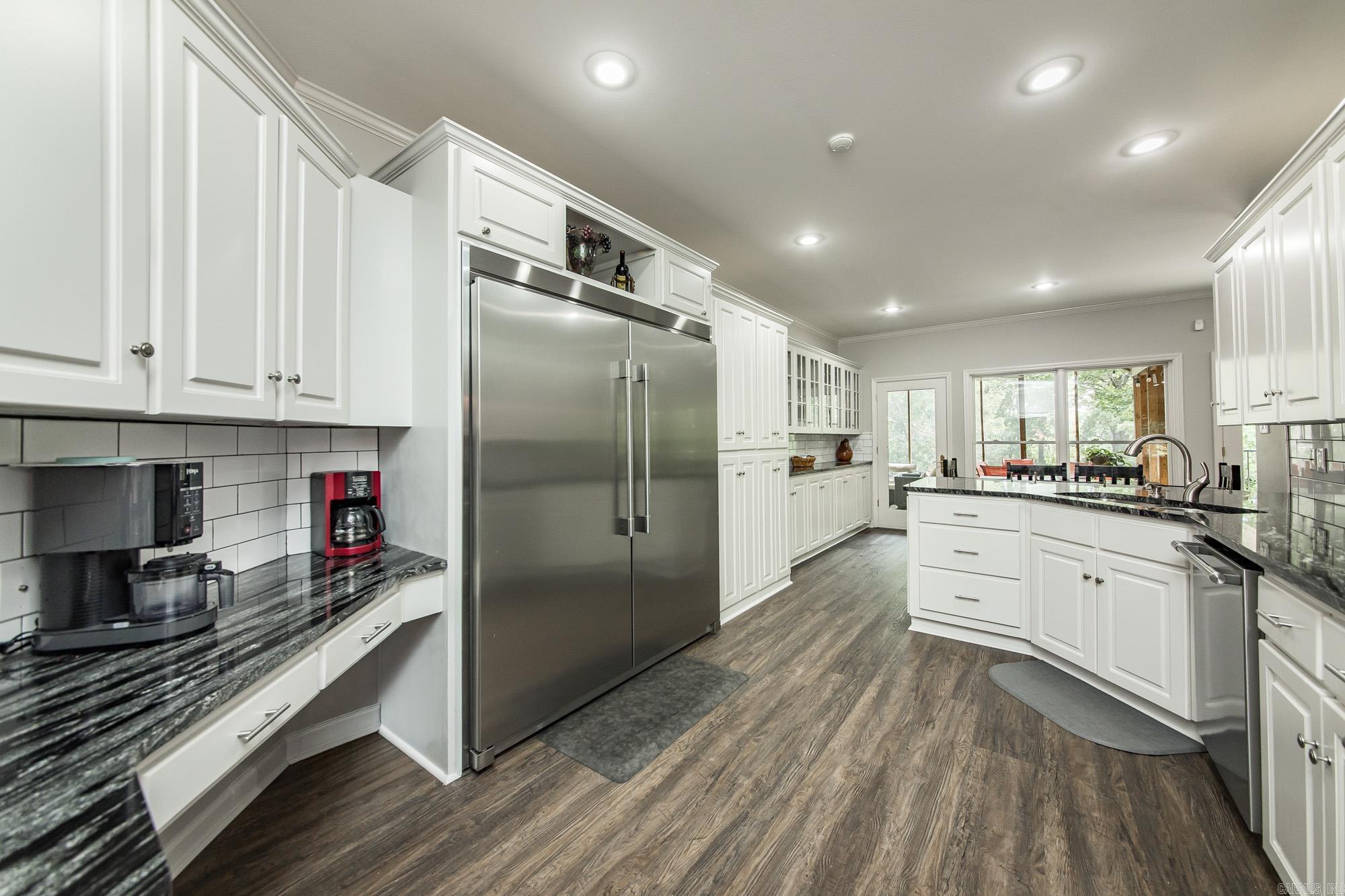 375 Lake Shore Drive Property Photo 12
