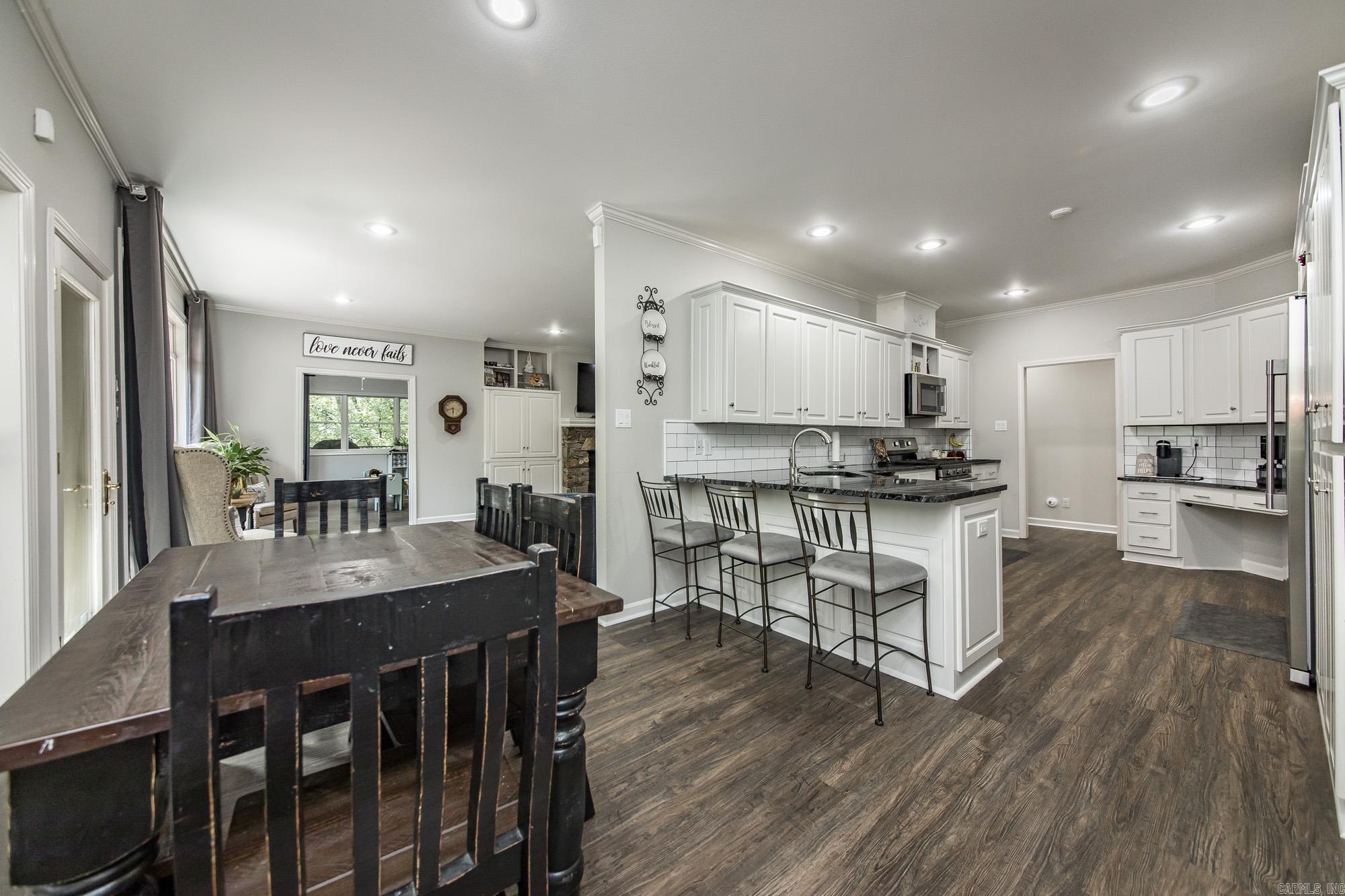 375 Lake Shore Drive Property Photo 14
