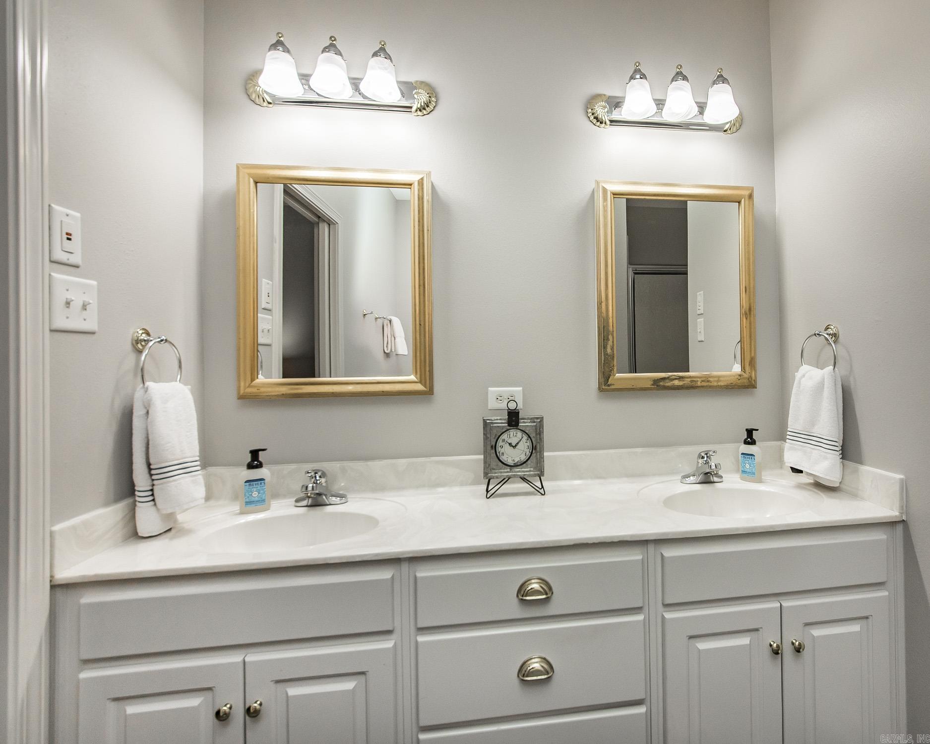 375 Lake Shore Drive Property Photo 19