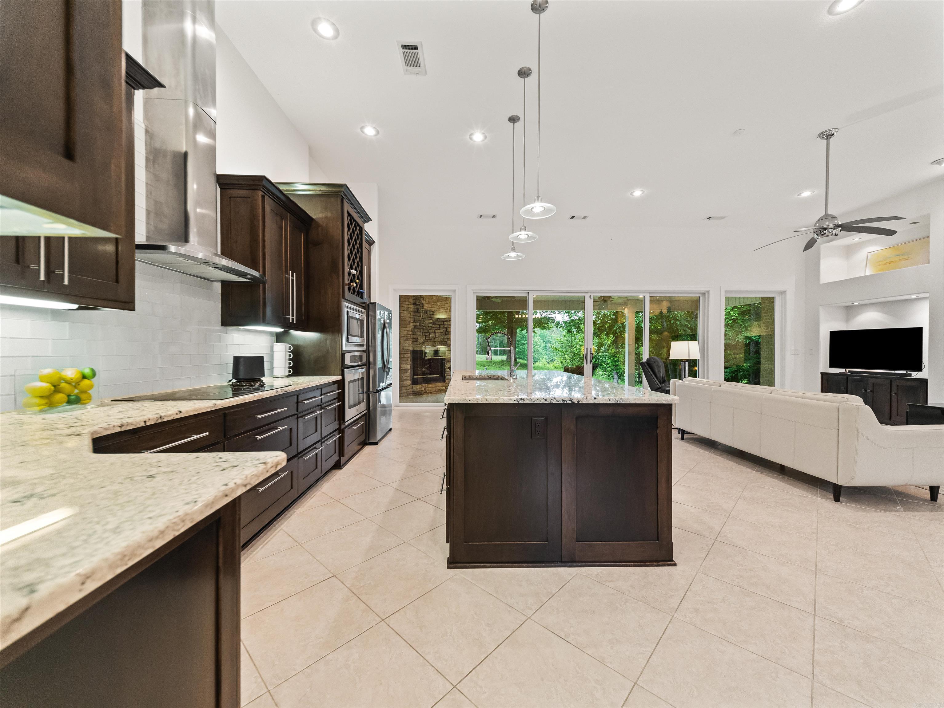 21 Purista Lane Property Photo 18
