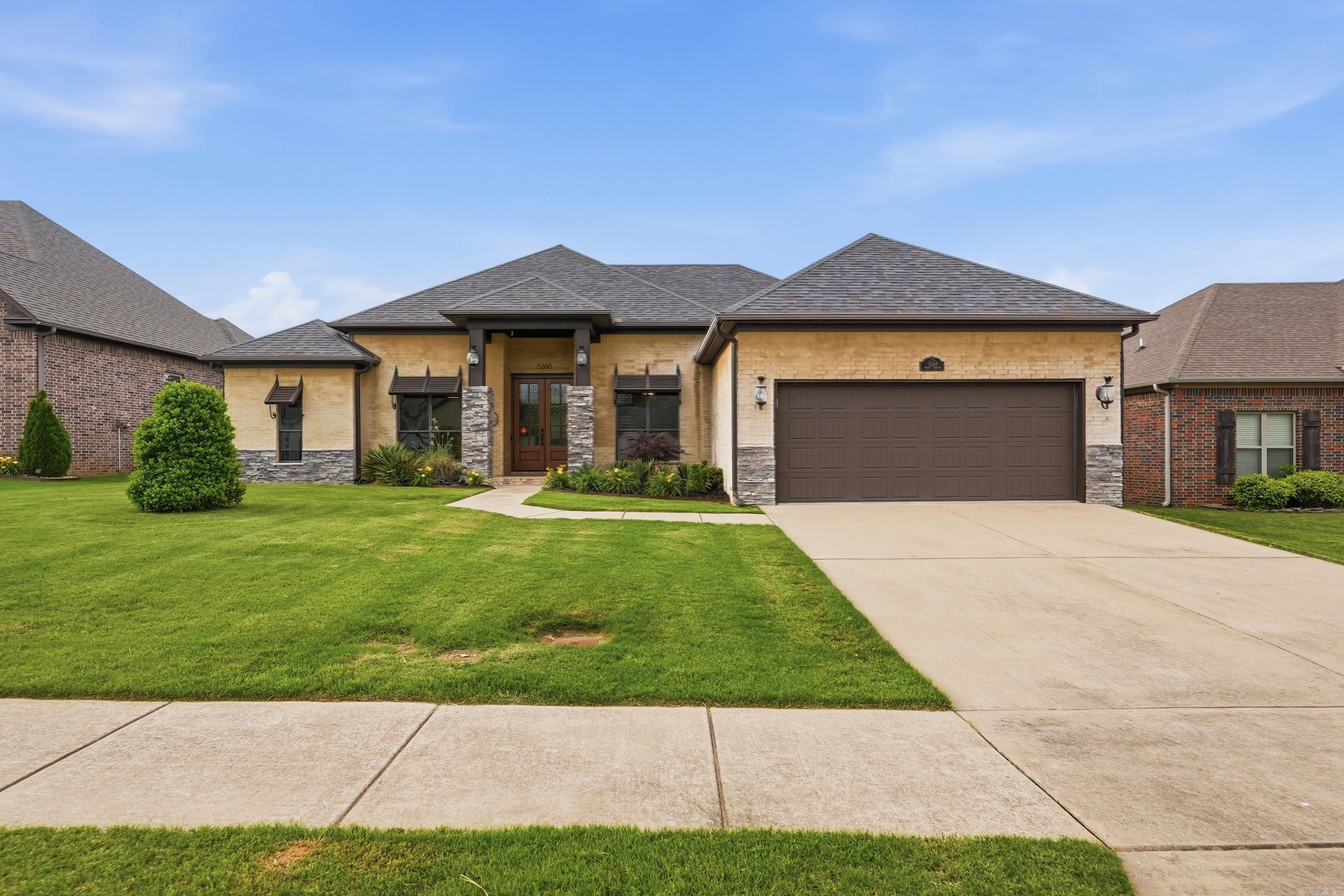 5360 Trinity Crossing Dr Property Photo 1