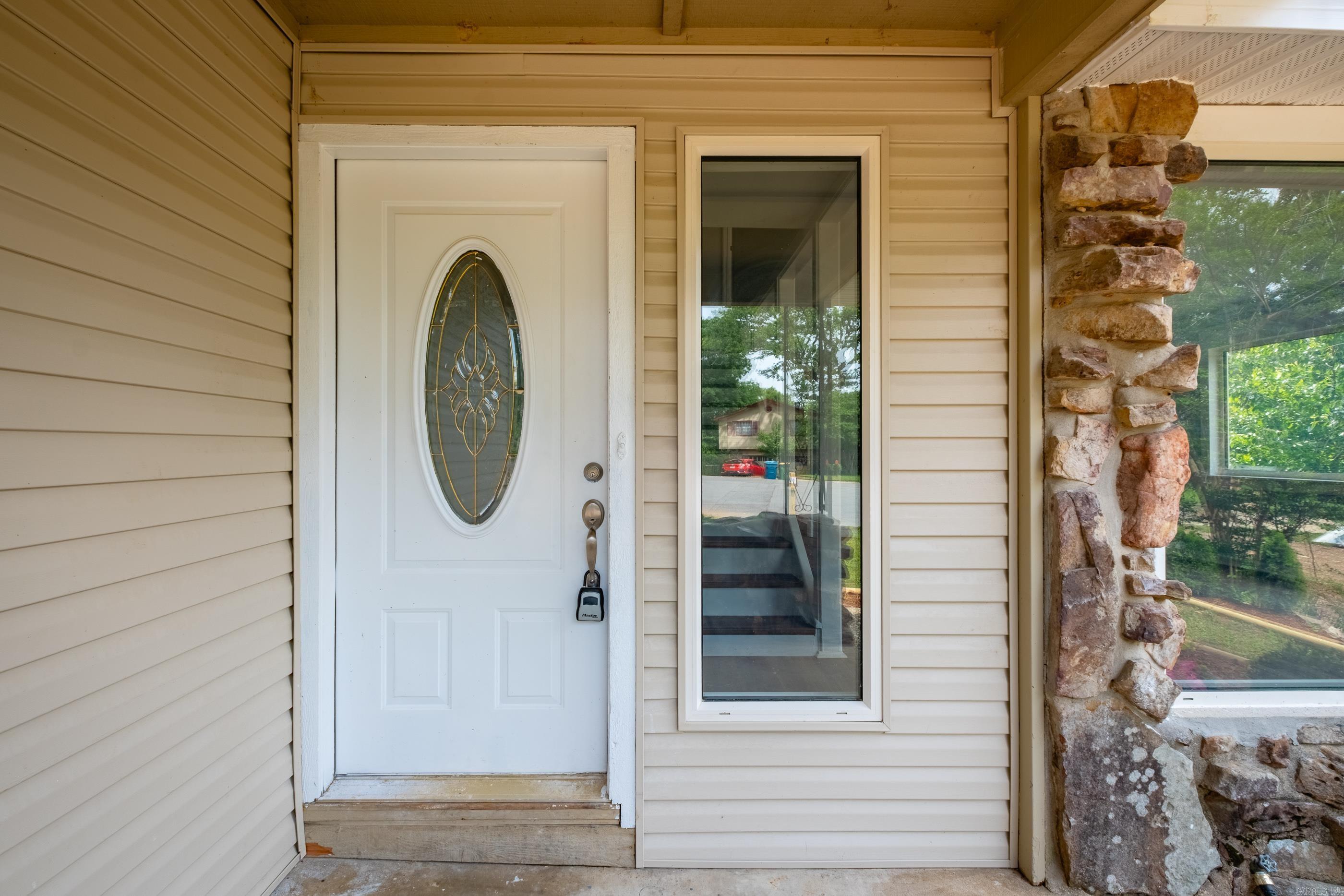 8025 Danwood Drive Property Photo 3