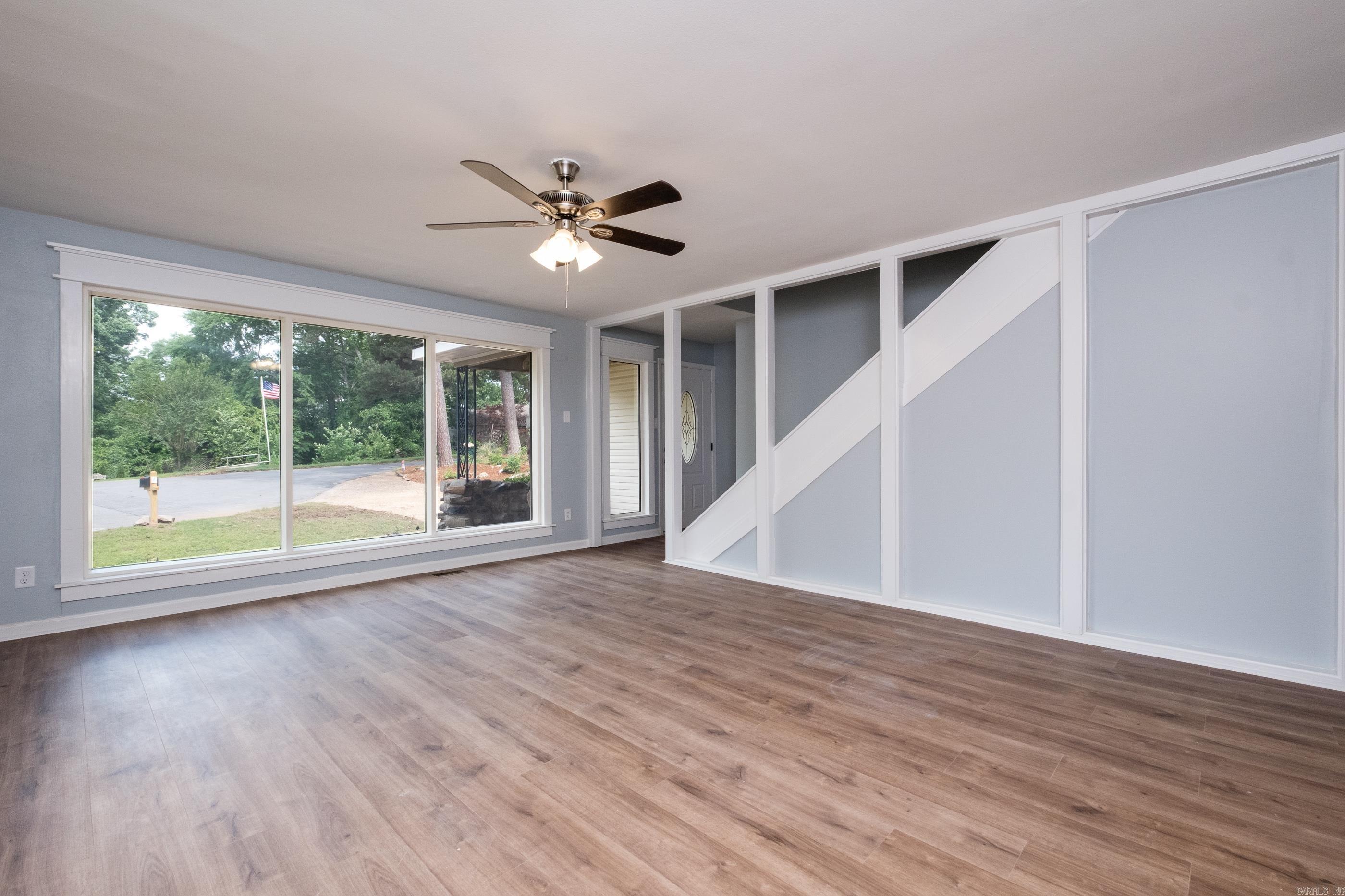 8025 Danwood Drive Property Photo 6