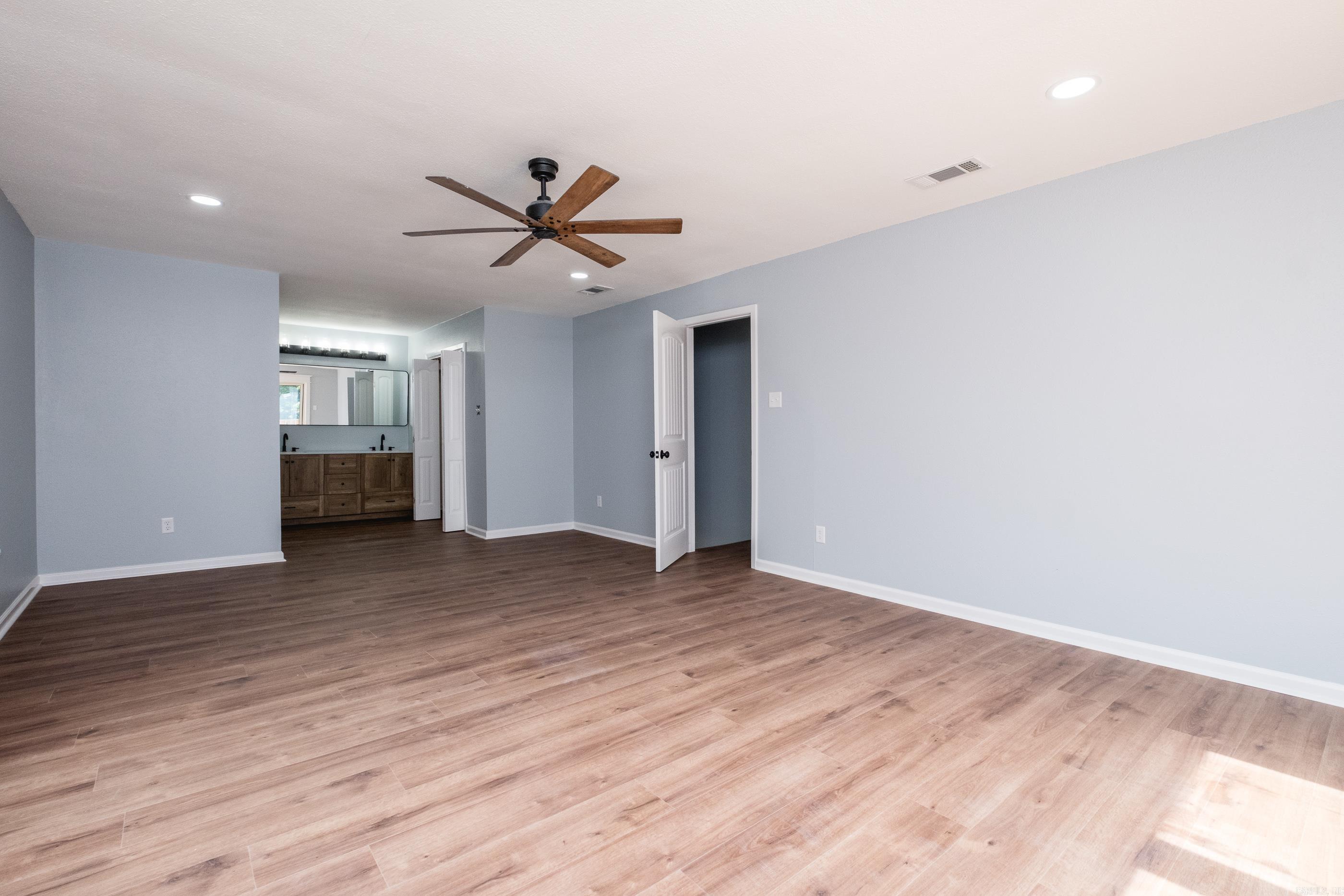 8025 Danwood Drive Property Photo 19