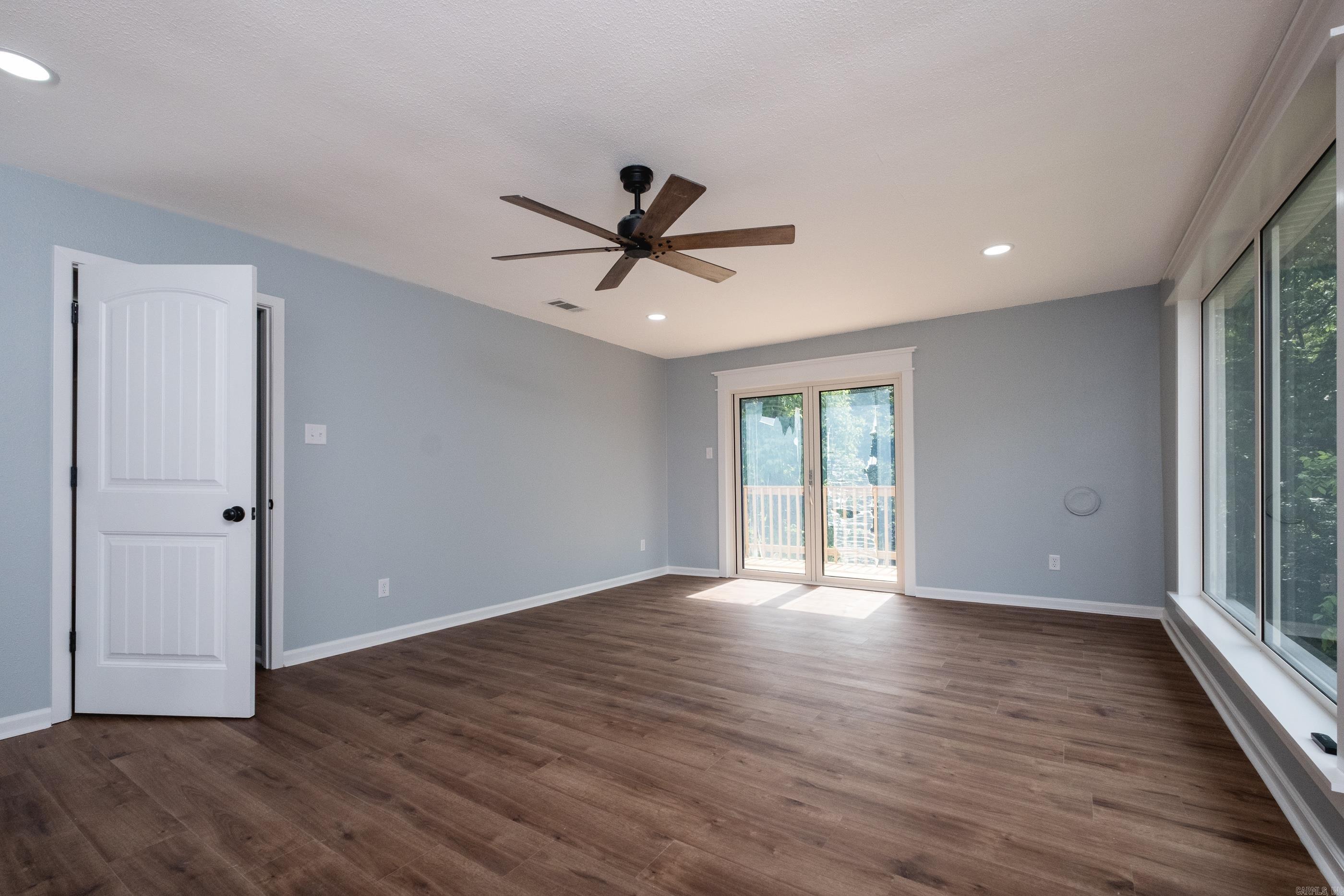 8025 Danwood Drive Property Photo 24