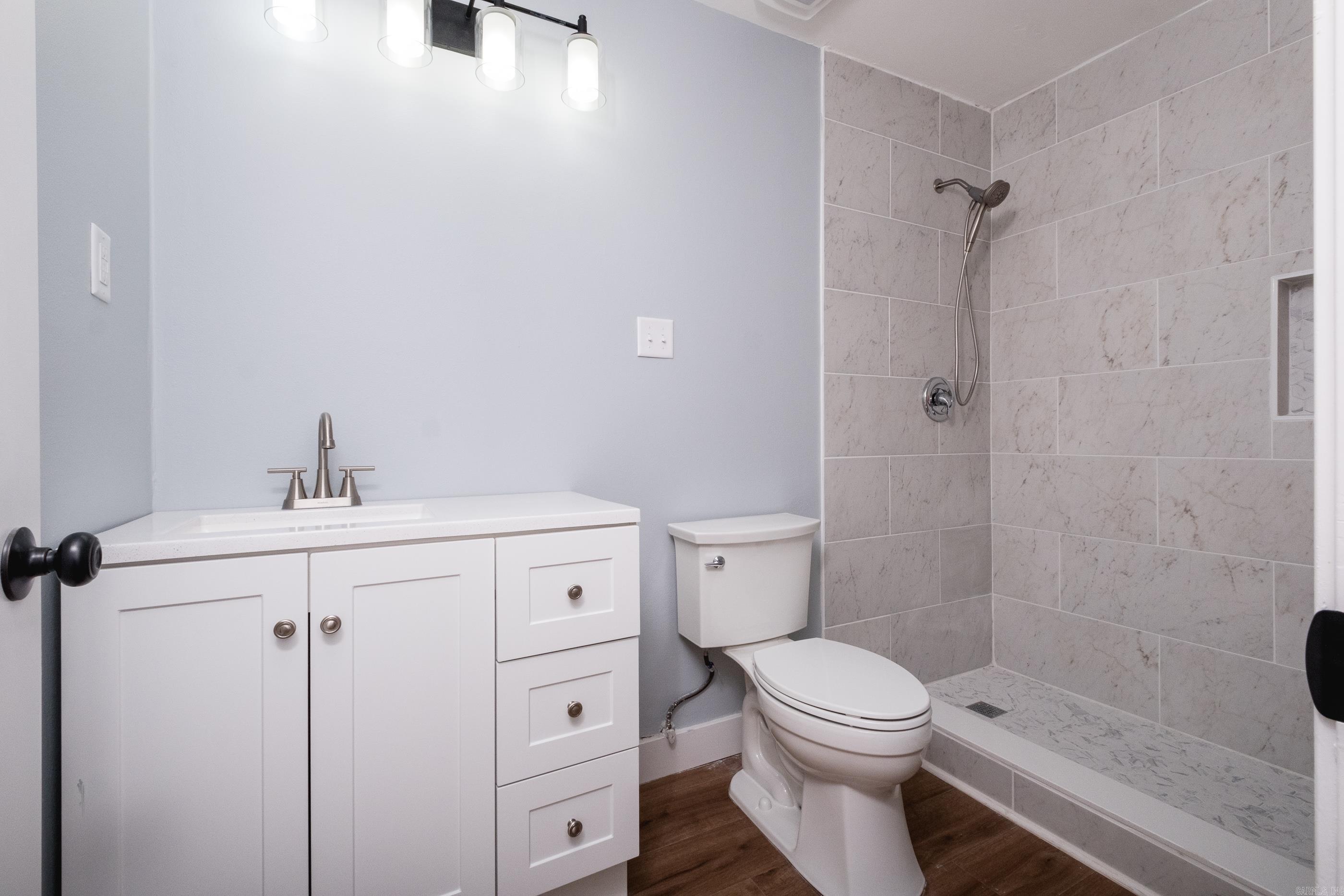8025 Danwood Drive Property Photo 33
